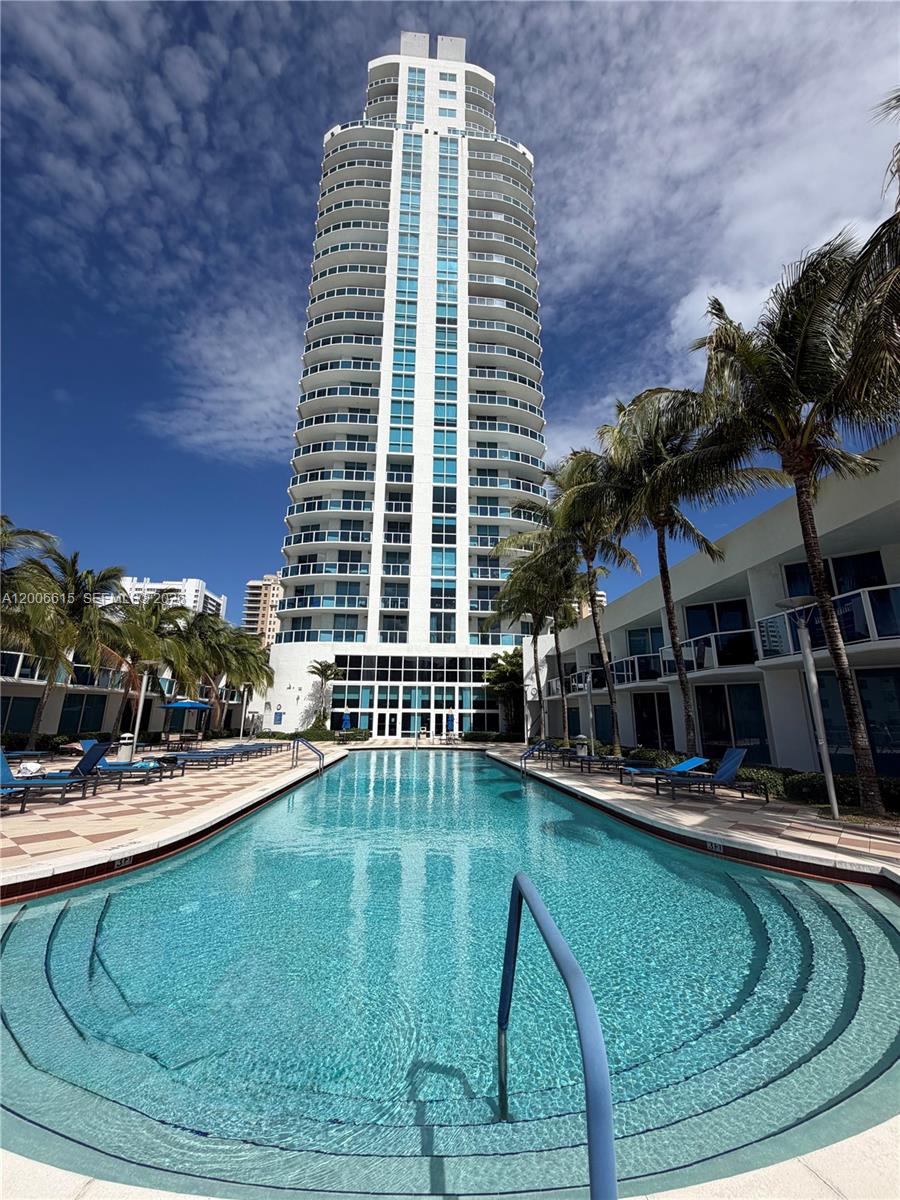 Ocean Marine Yacht Club C