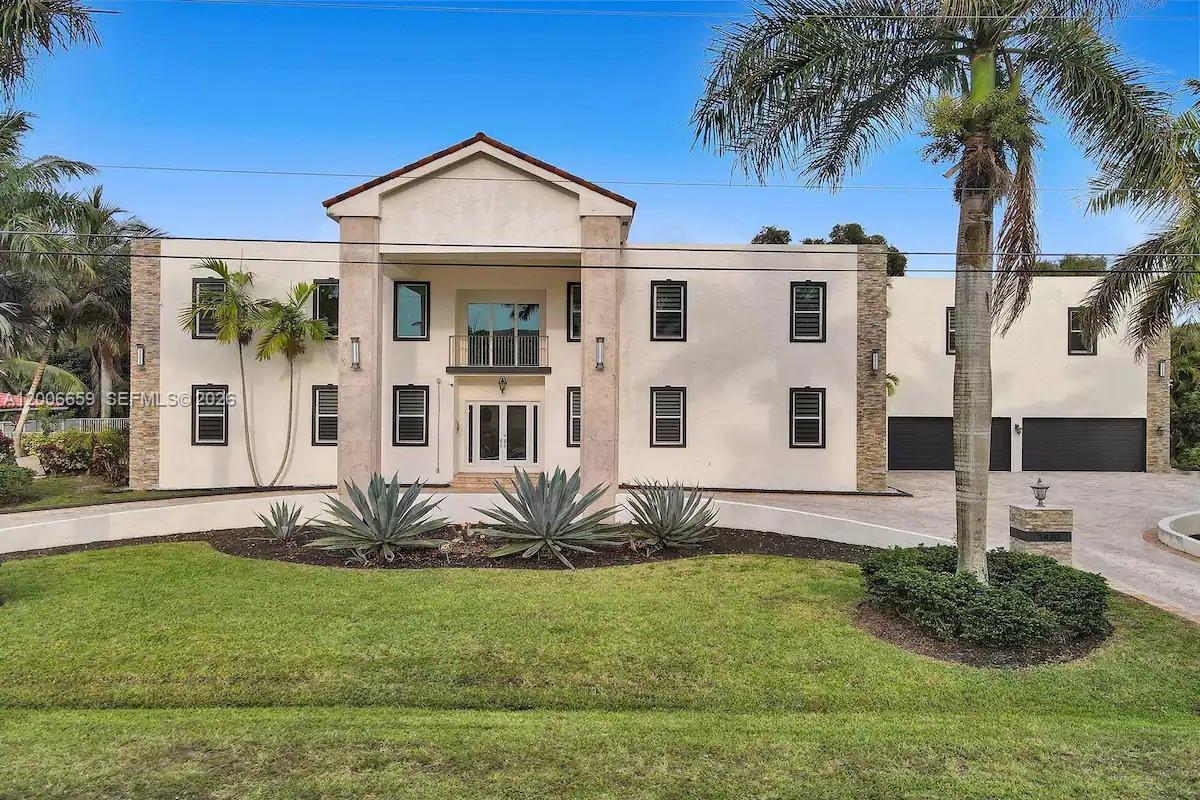 Homes for sale in Plantation, FL | 1430 Nw 114Th Ave, Plantation, FL 33323 | MLS# A12006659