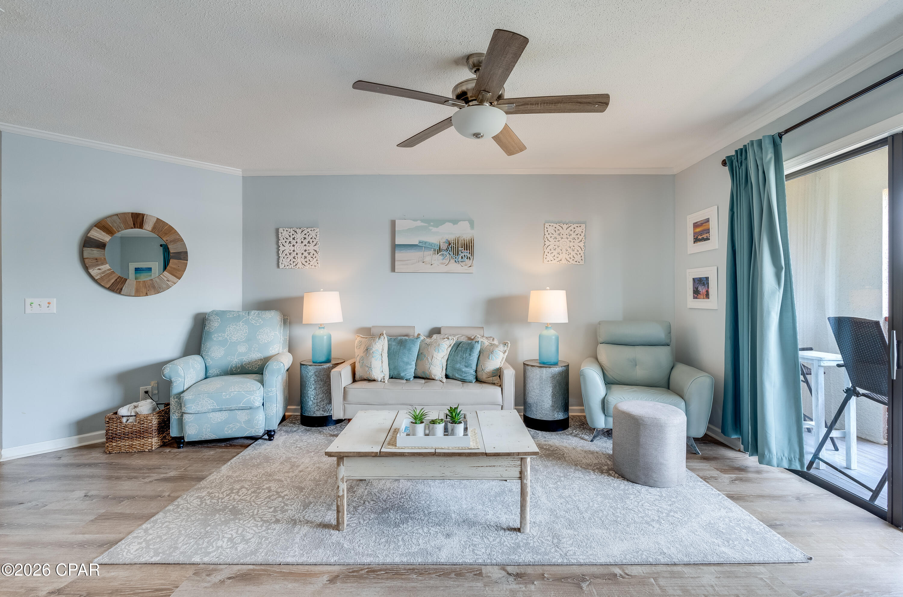 Image 4 For 8730 Thomas Drive 409