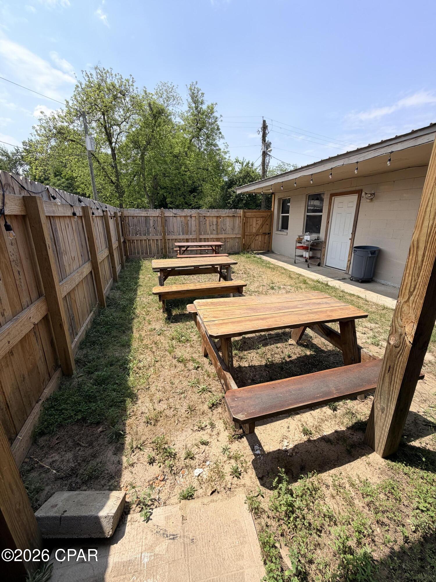 Listing photo id 17 for 5397 10th Street