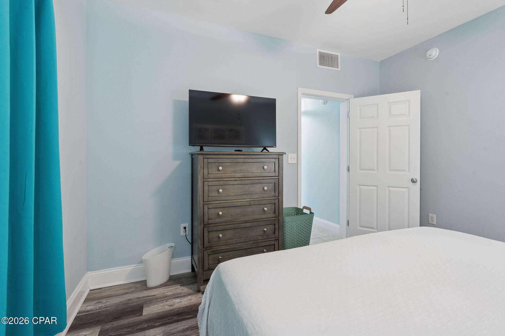 Image 17 For 9902 Thomas Drive 1231