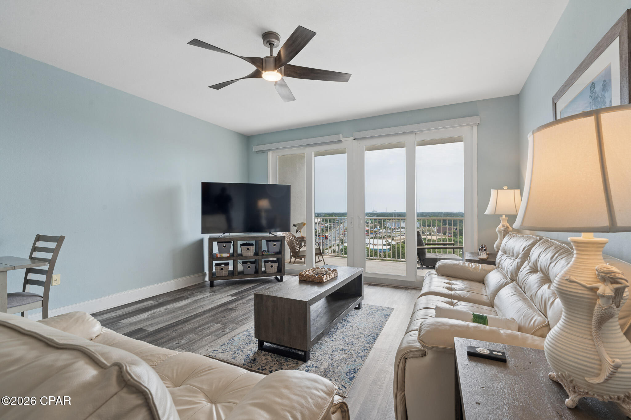 Image 2 For 9902 Thomas Drive 1231