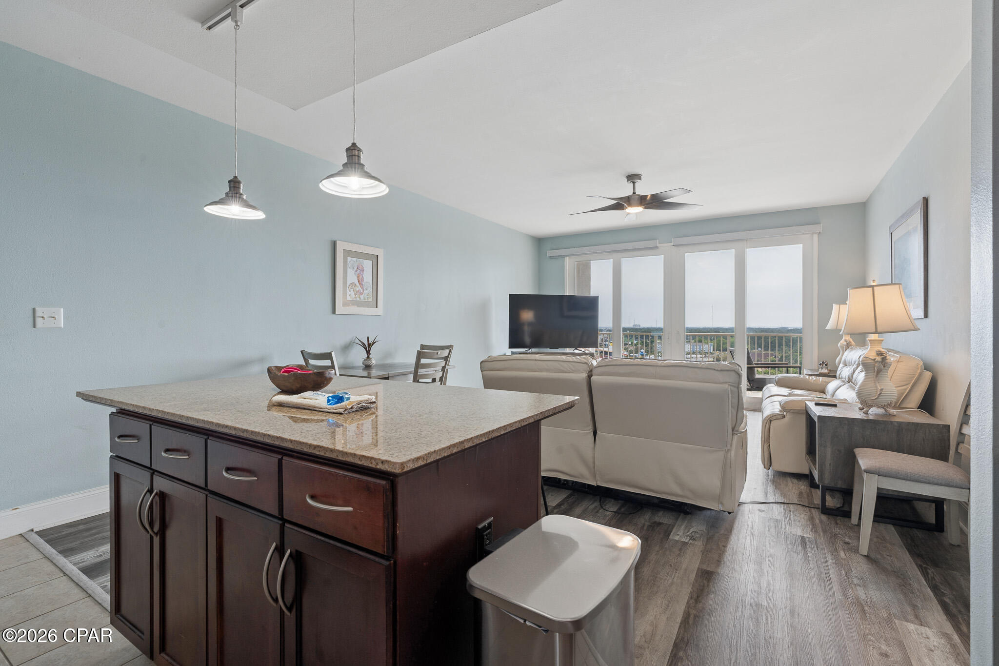Image 5 For 9902 Thomas Drive 1231
