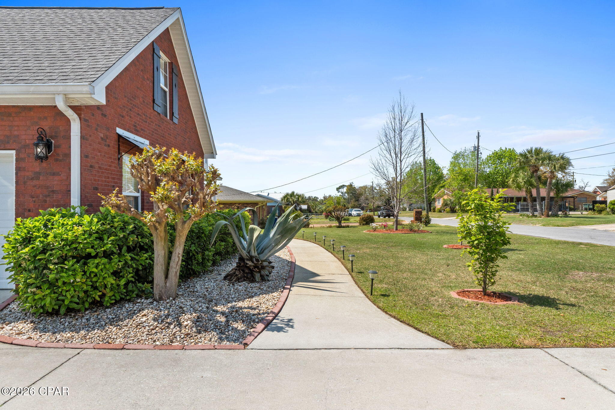 Image 4 For 1015 10th Court