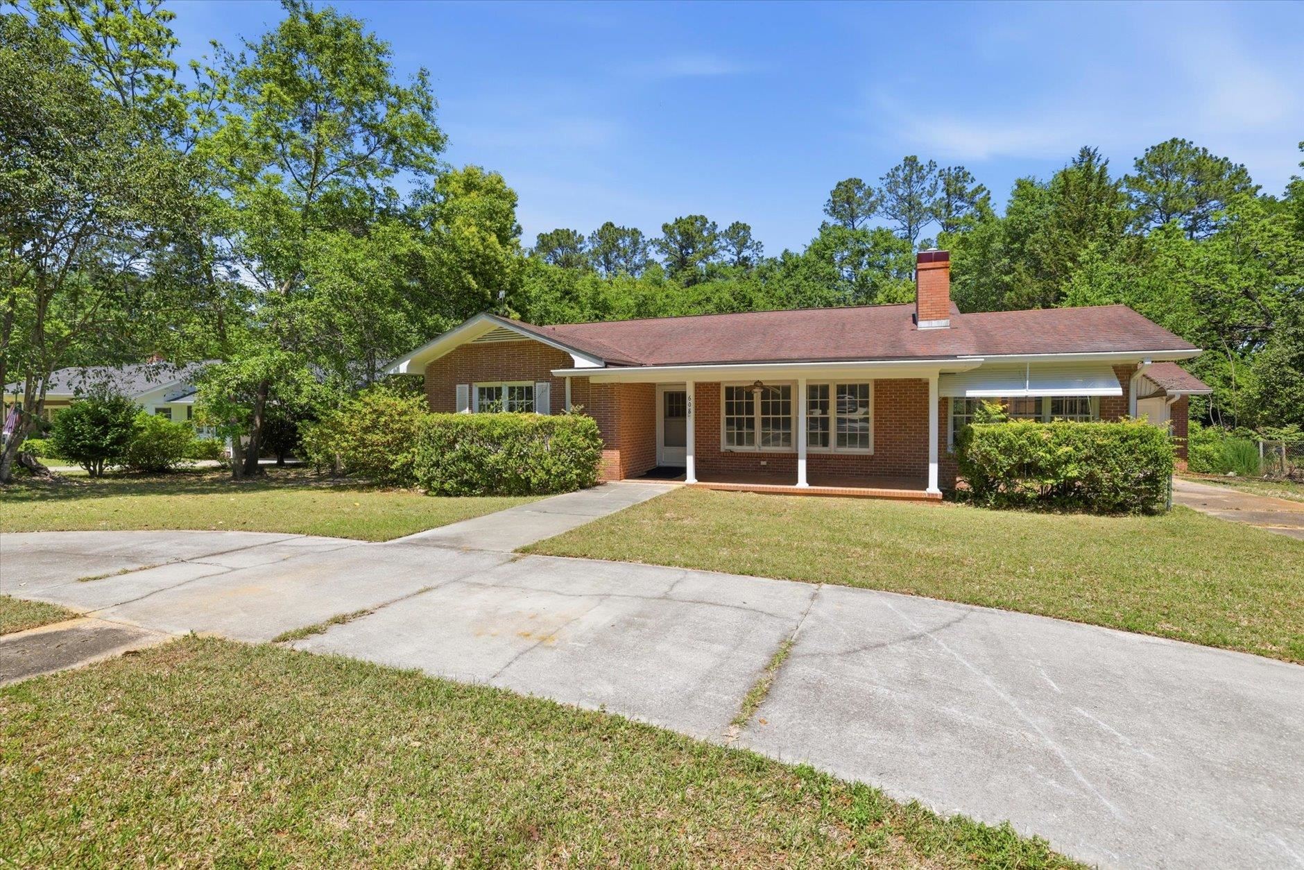 608 E 8Th Avenue , Havana, FL, 