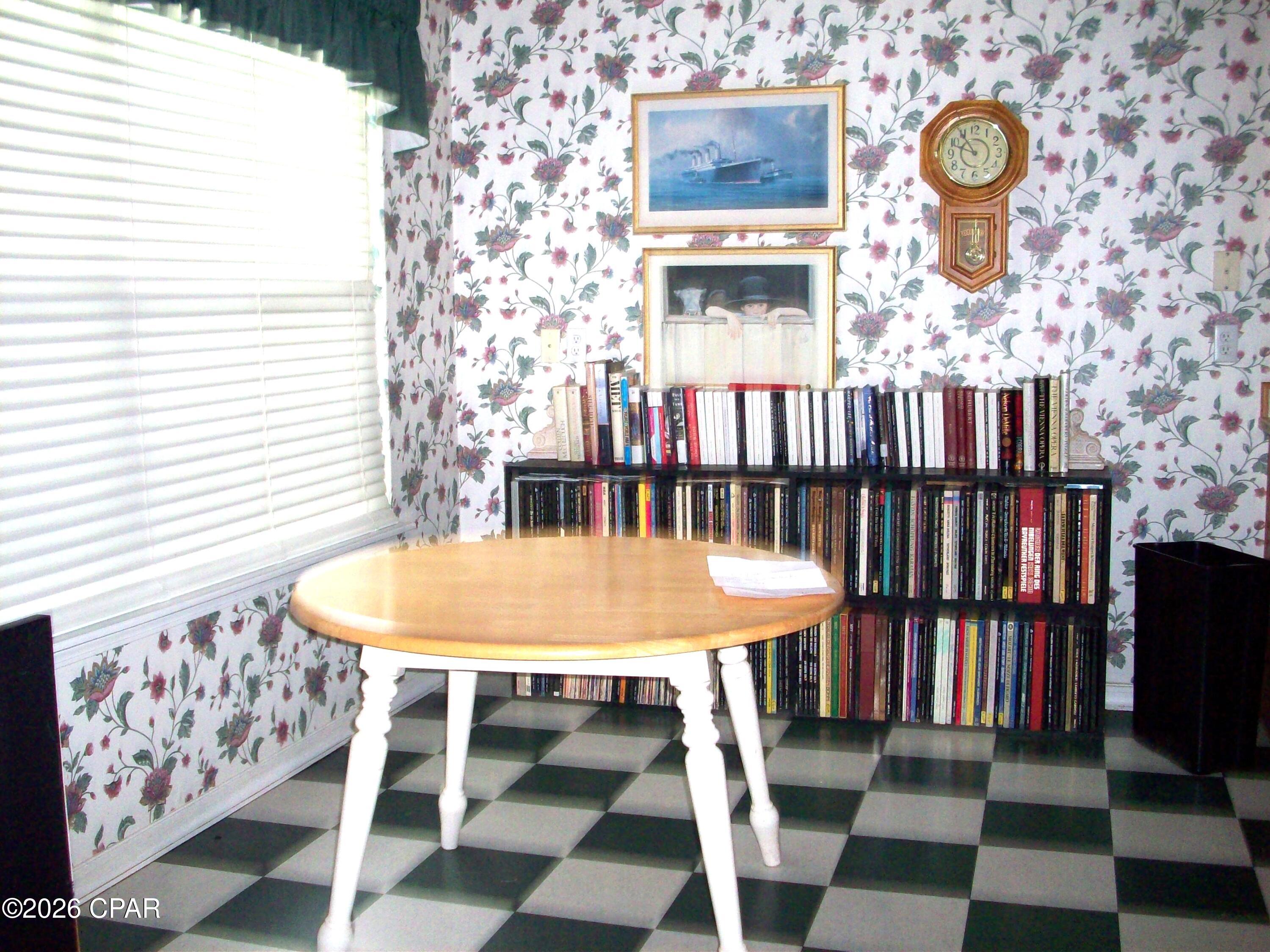 Image 10 For 2549 Woods View Drive