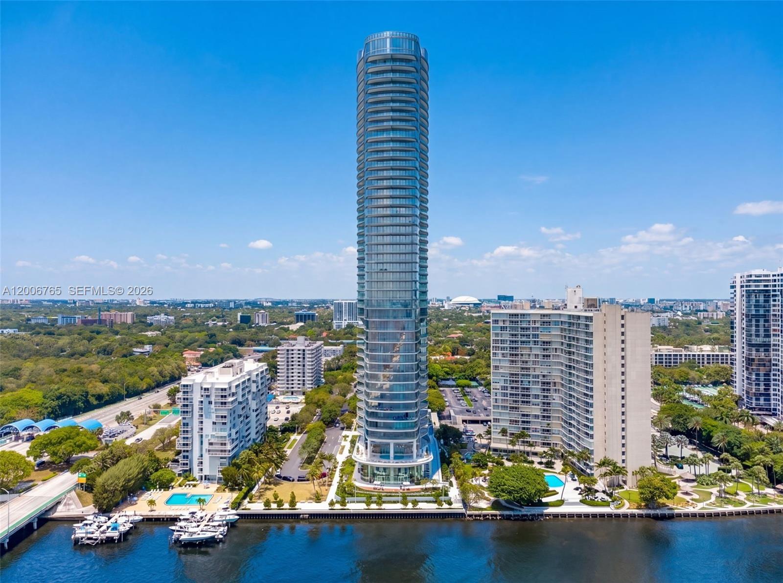 Una Residences