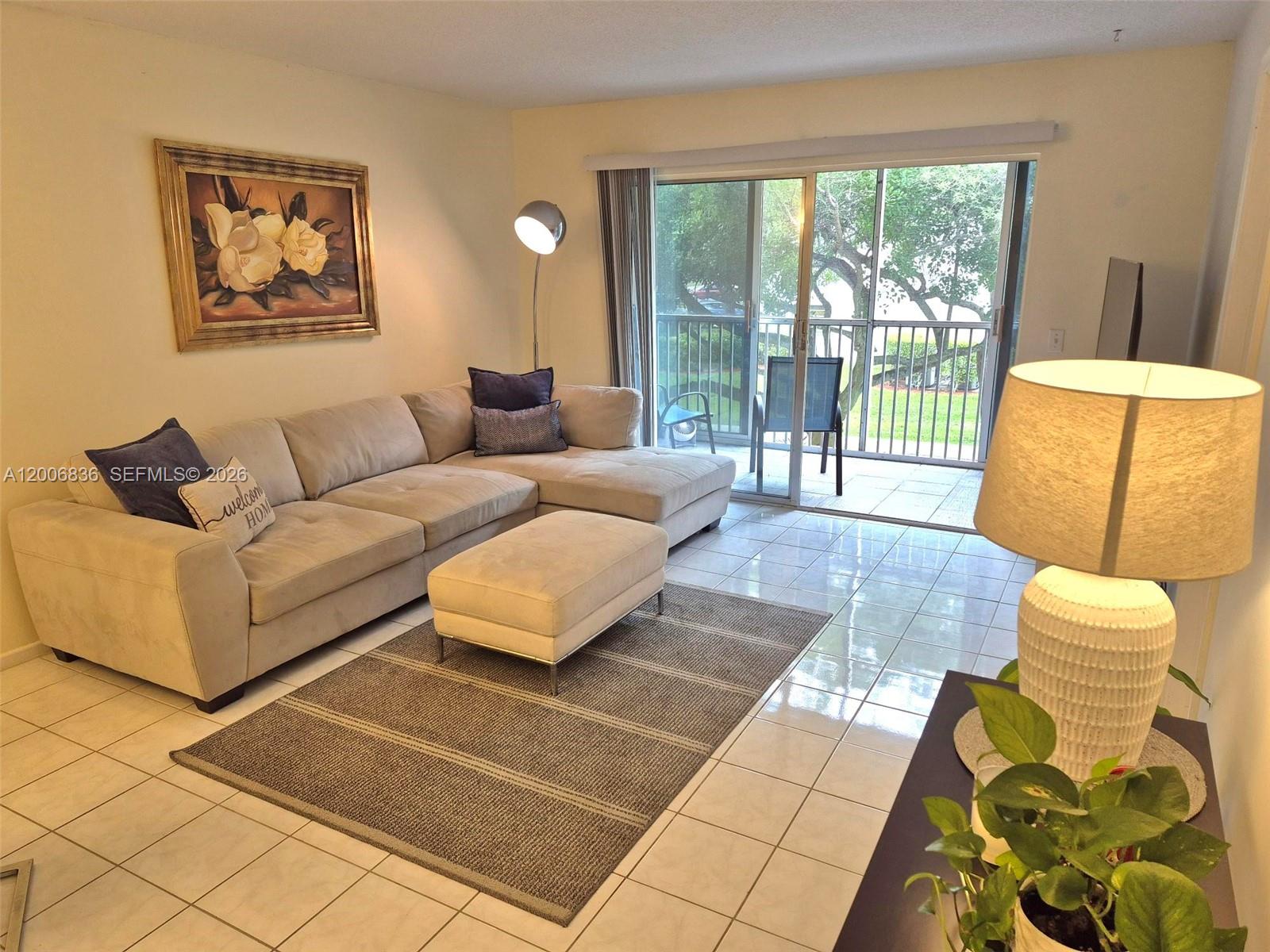 Cambridge At Century Vill