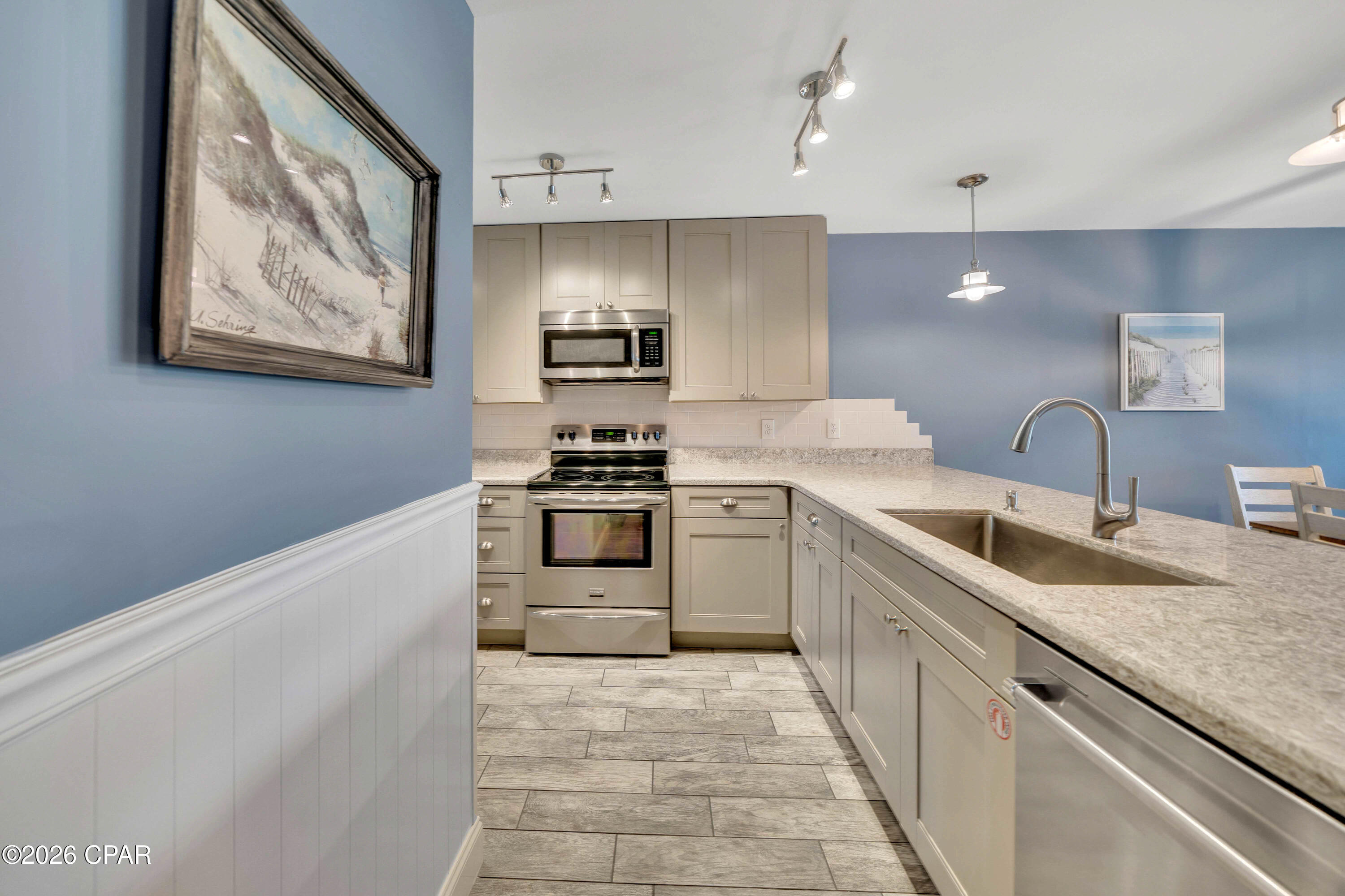 Image 4 For 520 Richard Jackson Boulevard 1502