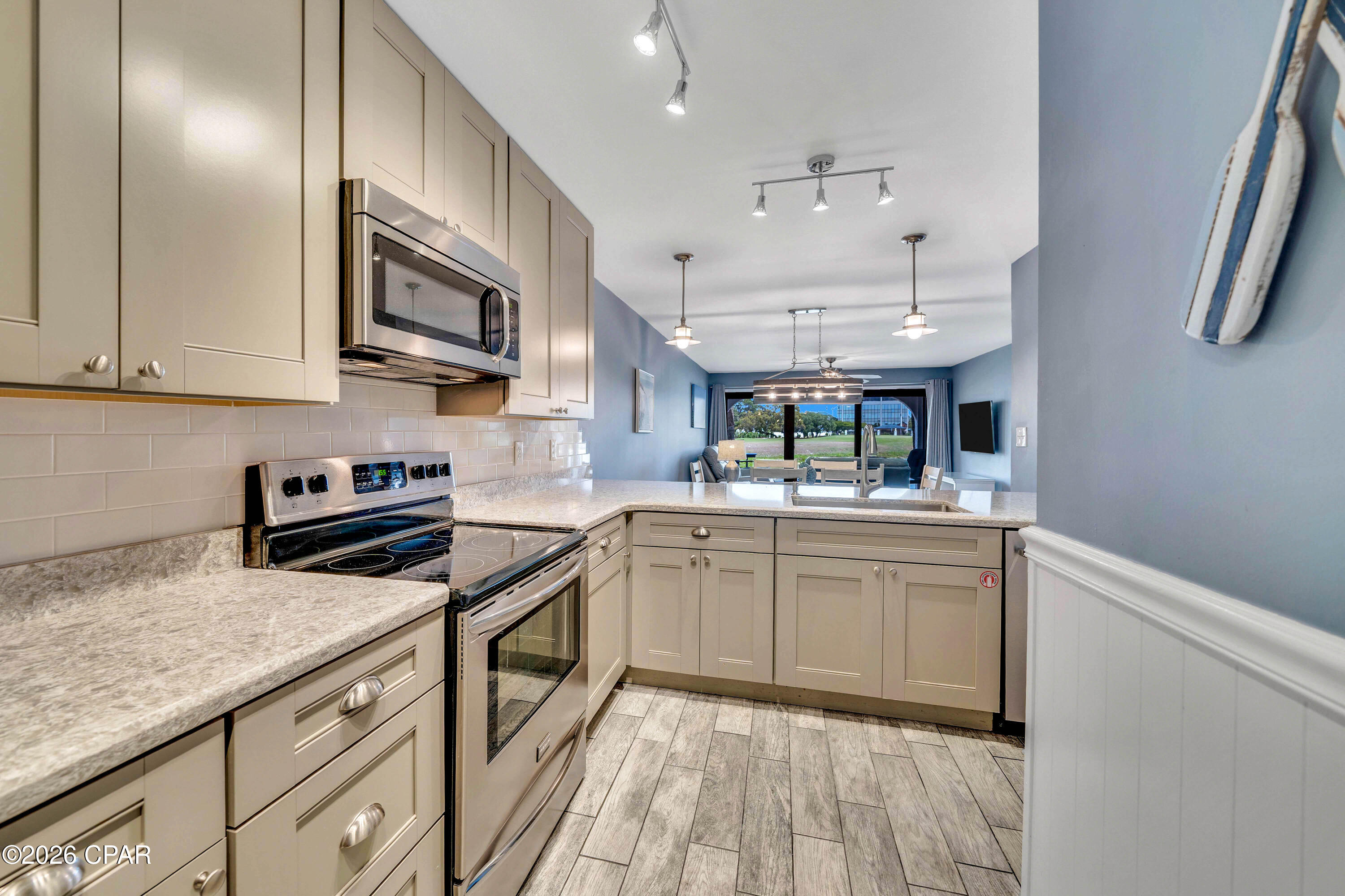 Image 8 For 520 Richard Jackson Boulevard 1502