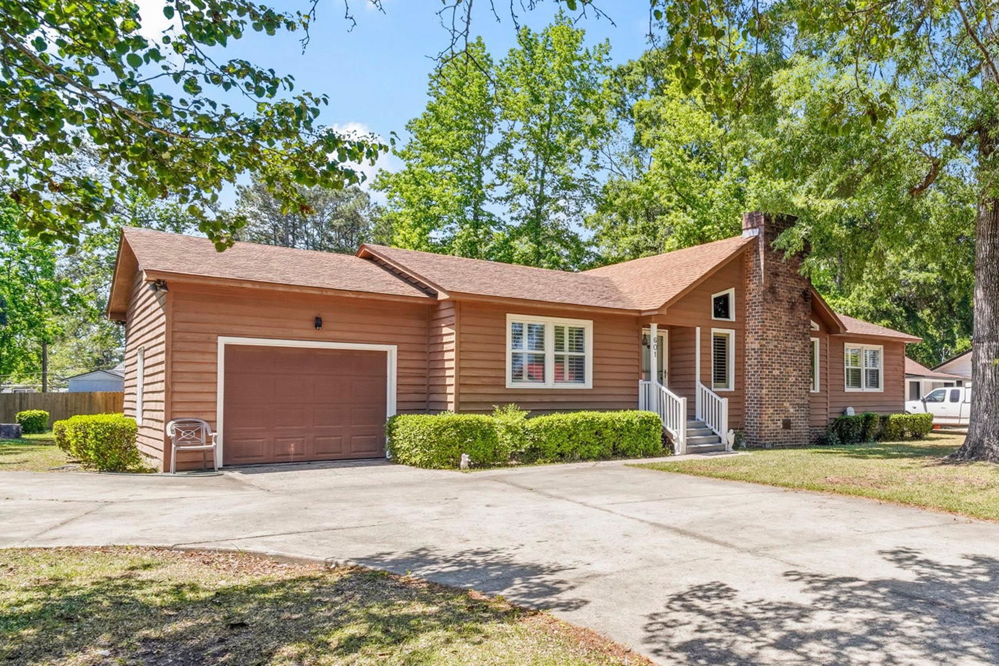 601 Luttie Rd. Myrtle Beach, SC 29588