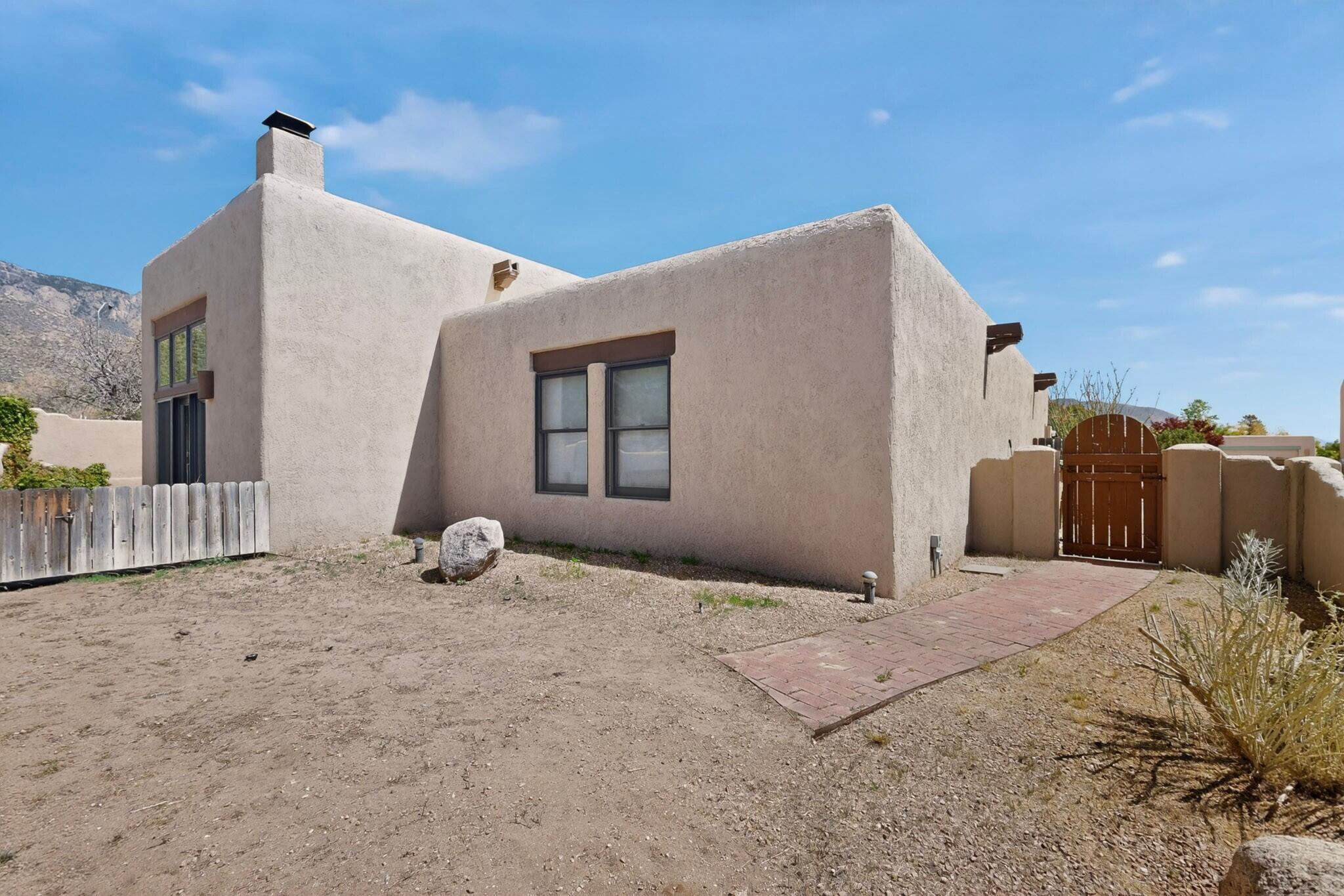 Homes for sale in Albuquerque, NM | 2770 Wolfberry Pl Ne, Albuquerque, NM 87122 | MLS# 1102273