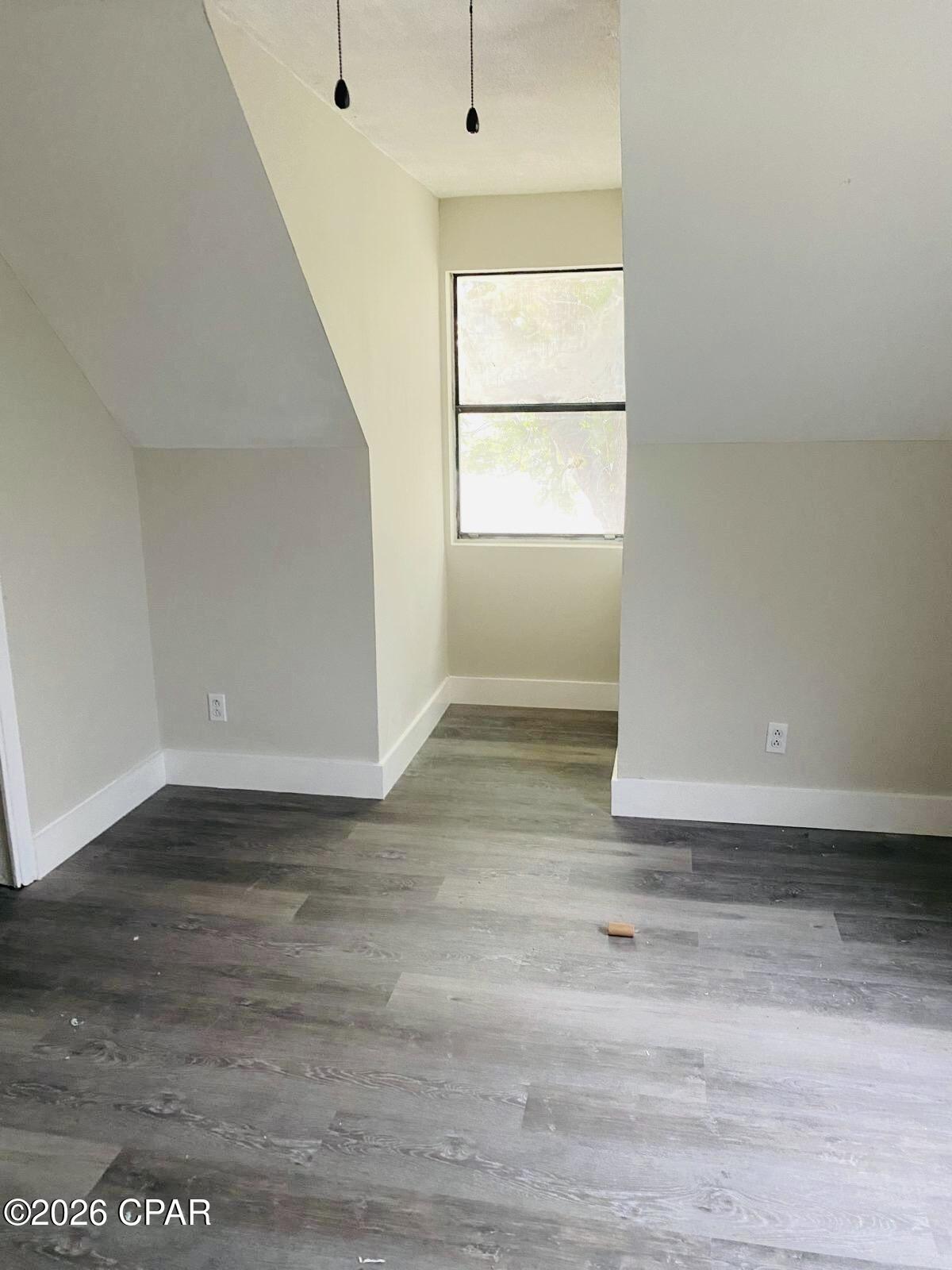 Image 15 For 1825 Watkins Avenue