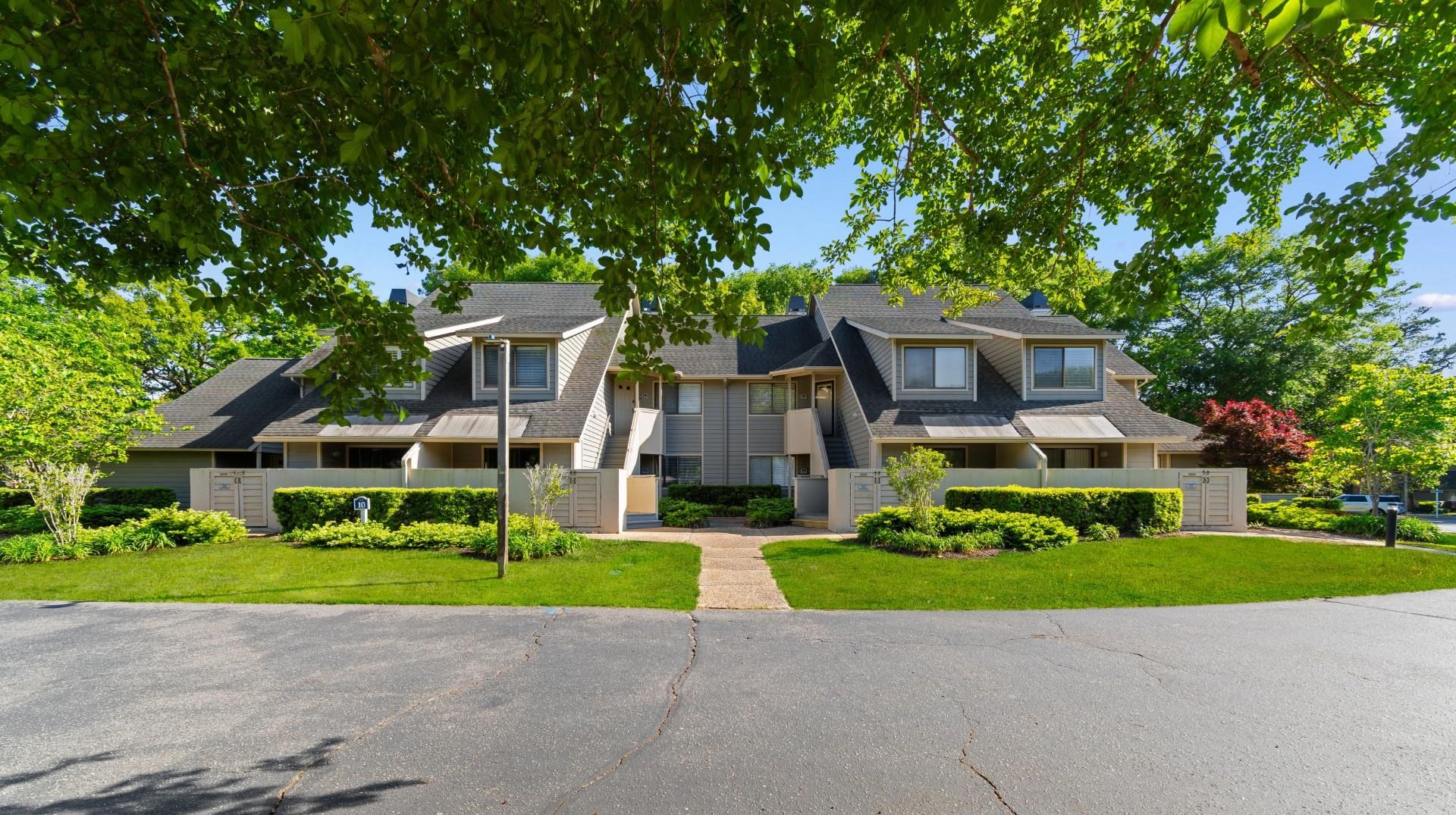 201 Westleton Dr. UNIT 10F Myrtle Beach, SC 29572