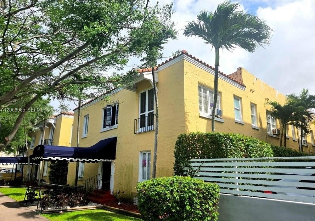 Mendoza Condo