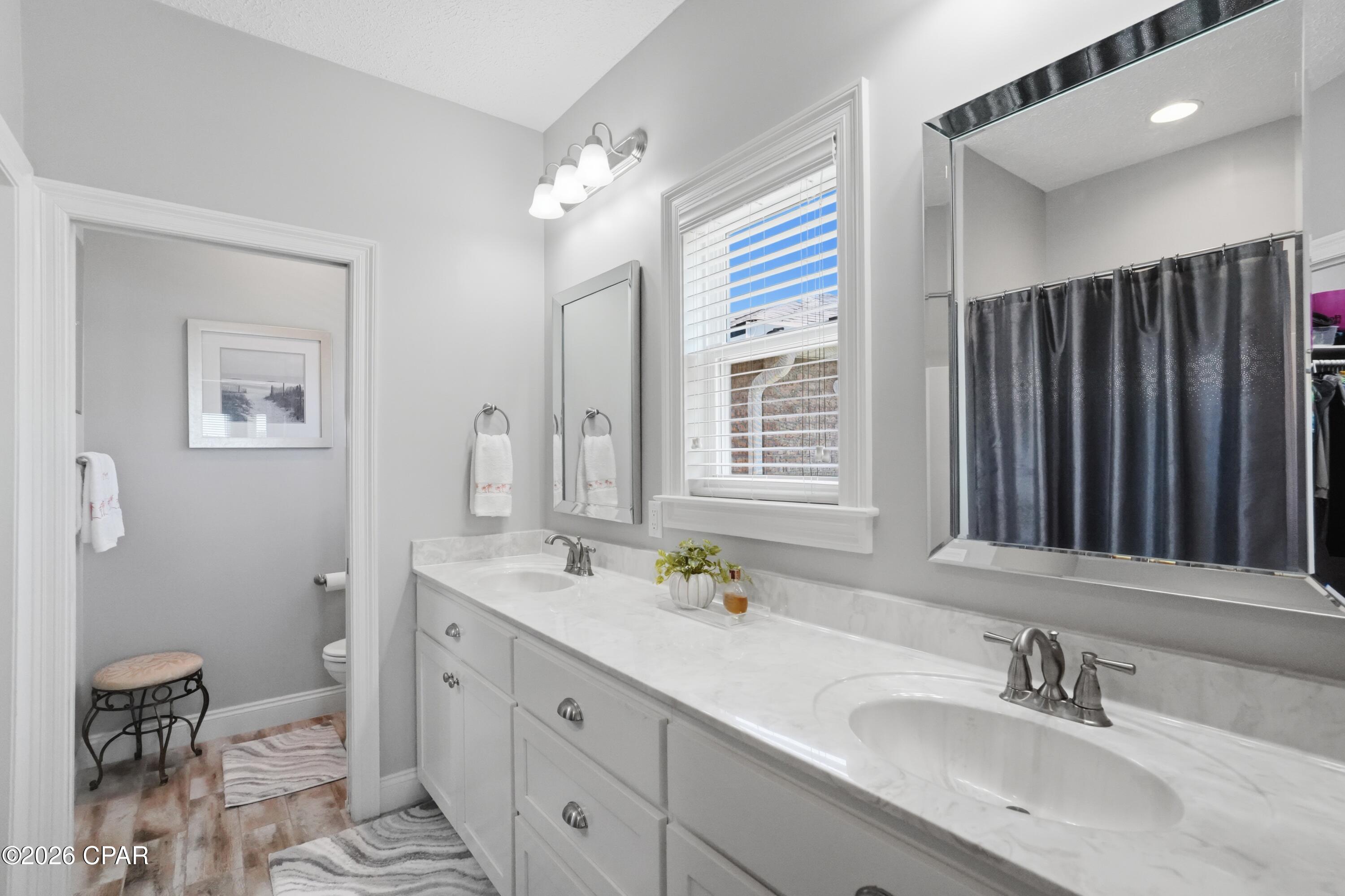 Image 26 For 104 Lakeridge Drive