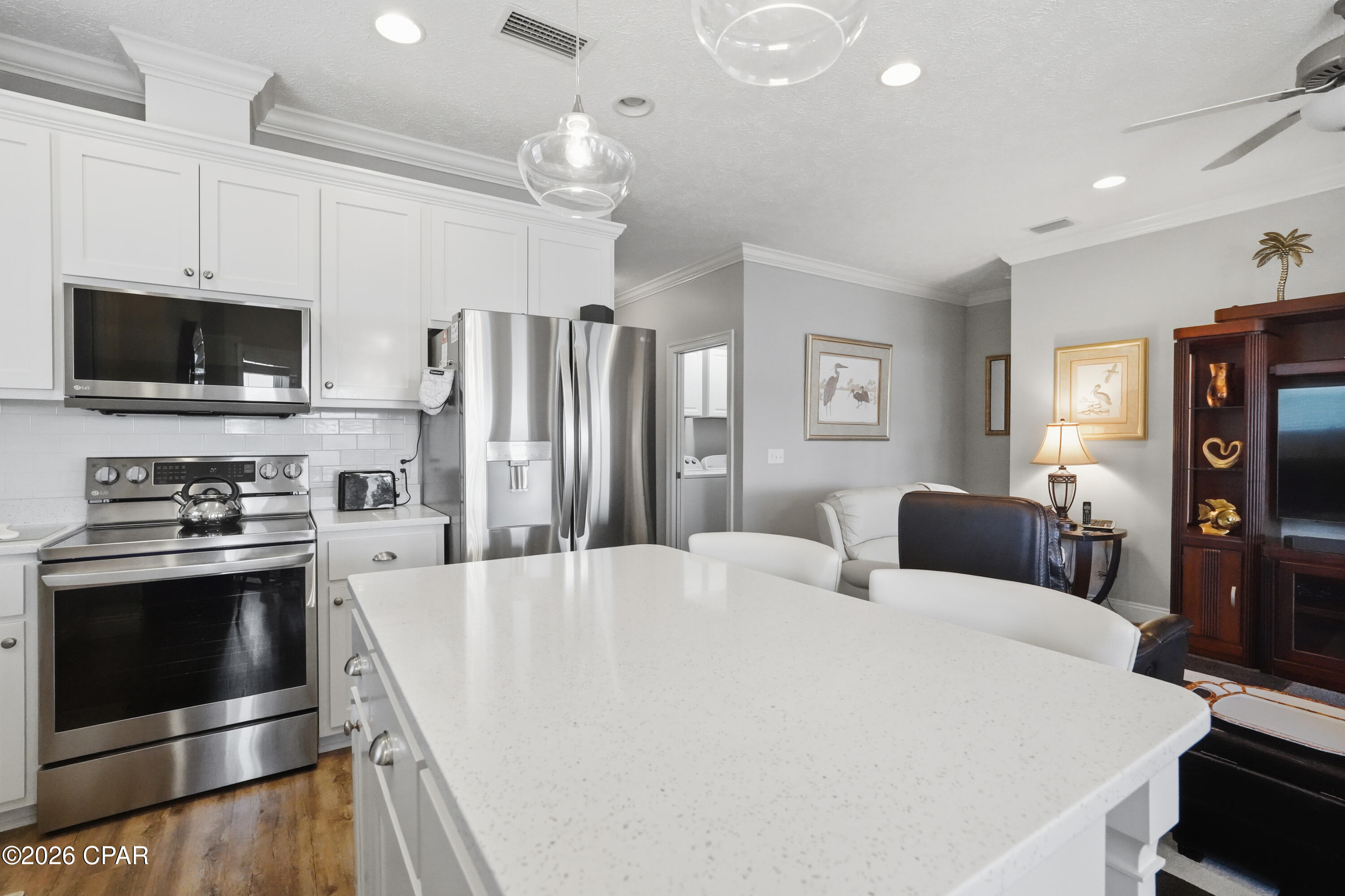 Image 9 For 104 Lakeridge Drive