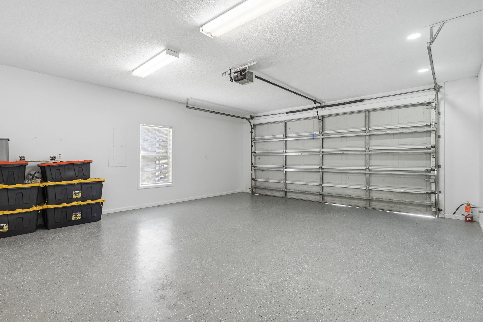 2610659 | Photo 29