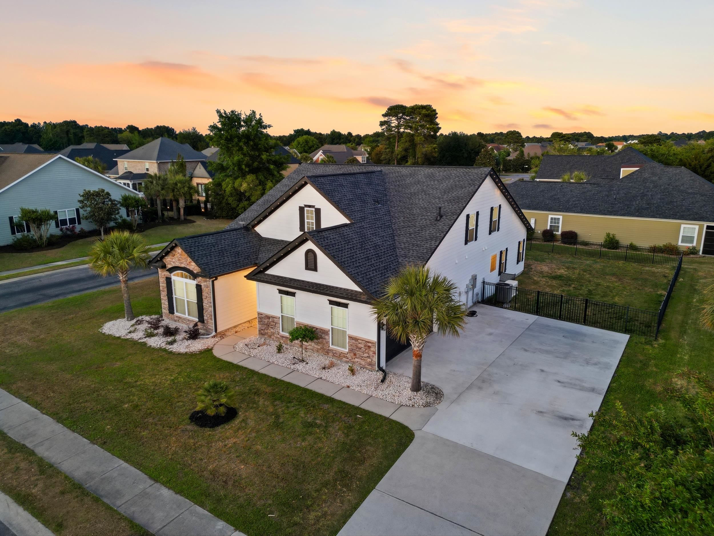 833 Sand Binder Dr. Myrtle Beach, SC 29579