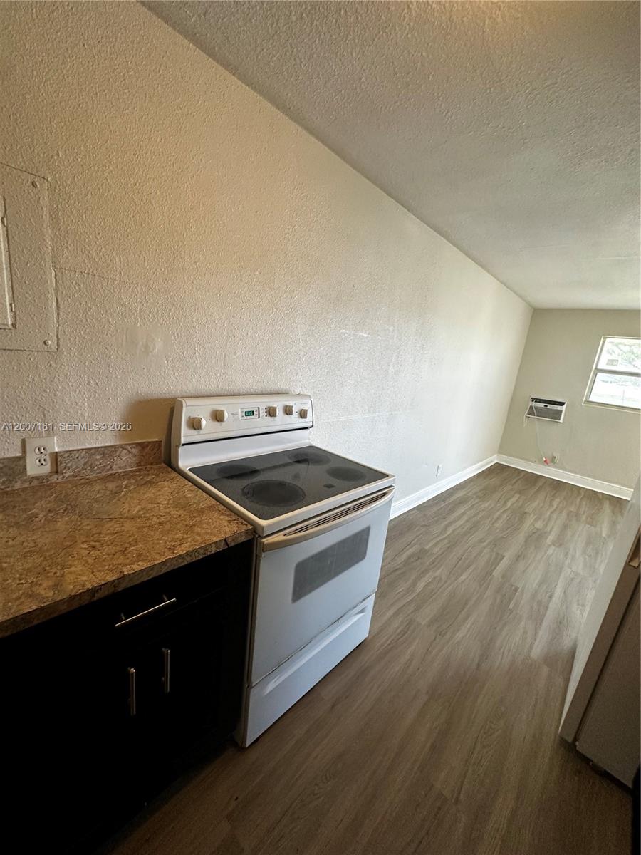 Property photo # 8