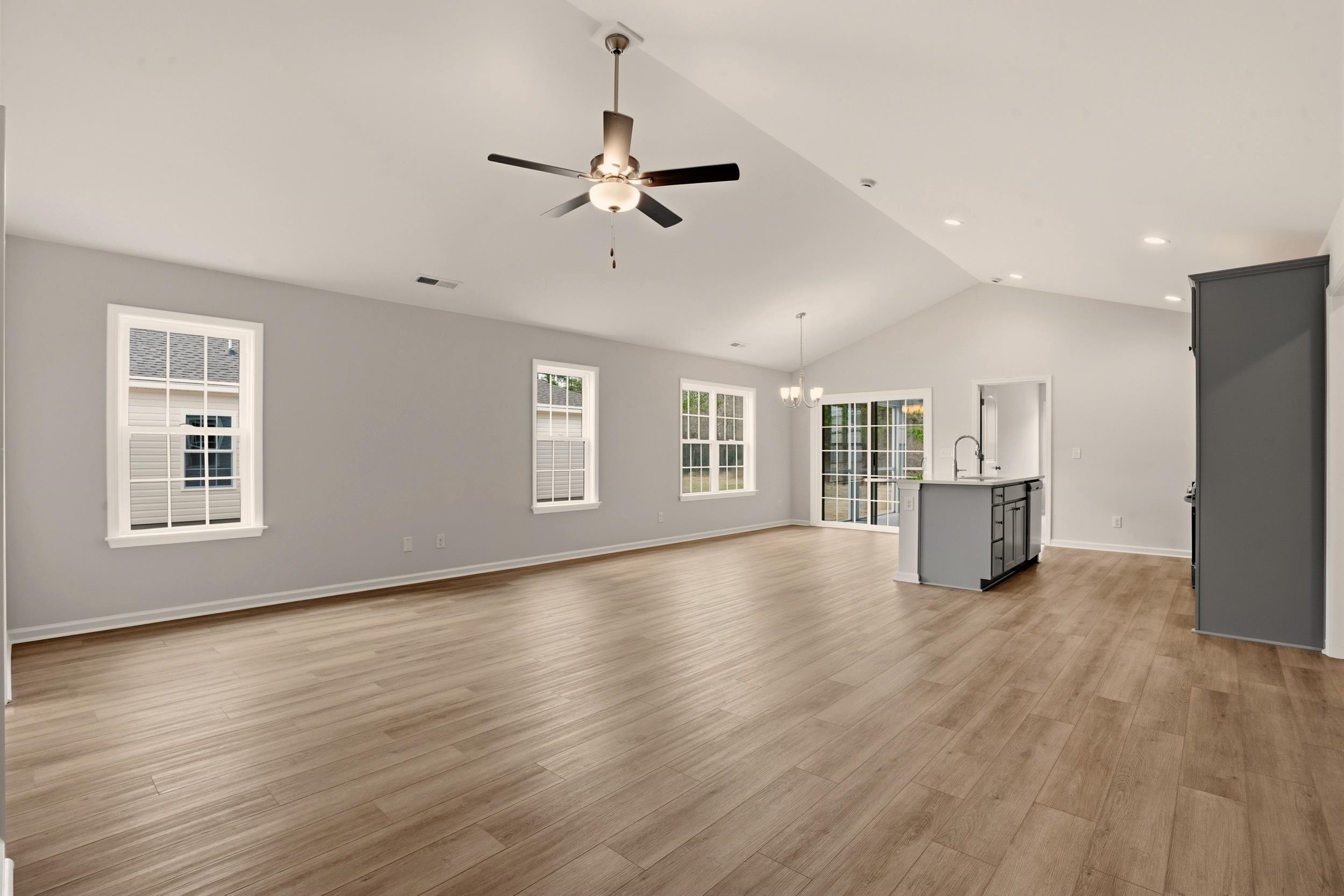 2nd image of 54 Bennington Ct, Georgetown, SC 29440 | MLS# 2610673