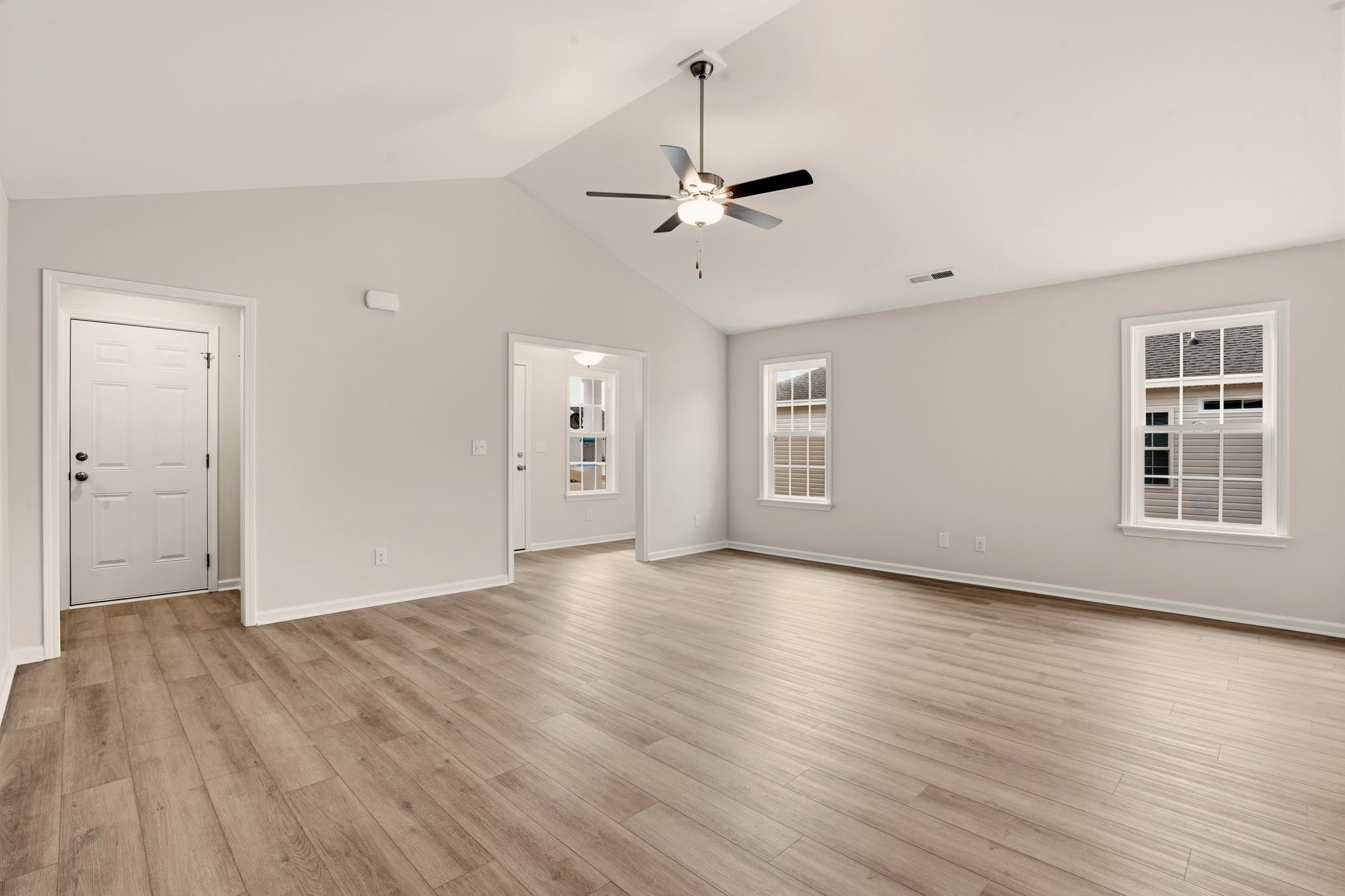 3rd image of 54 Bennington Ct, Georgetown, SC 29440 | MLS# 2610673