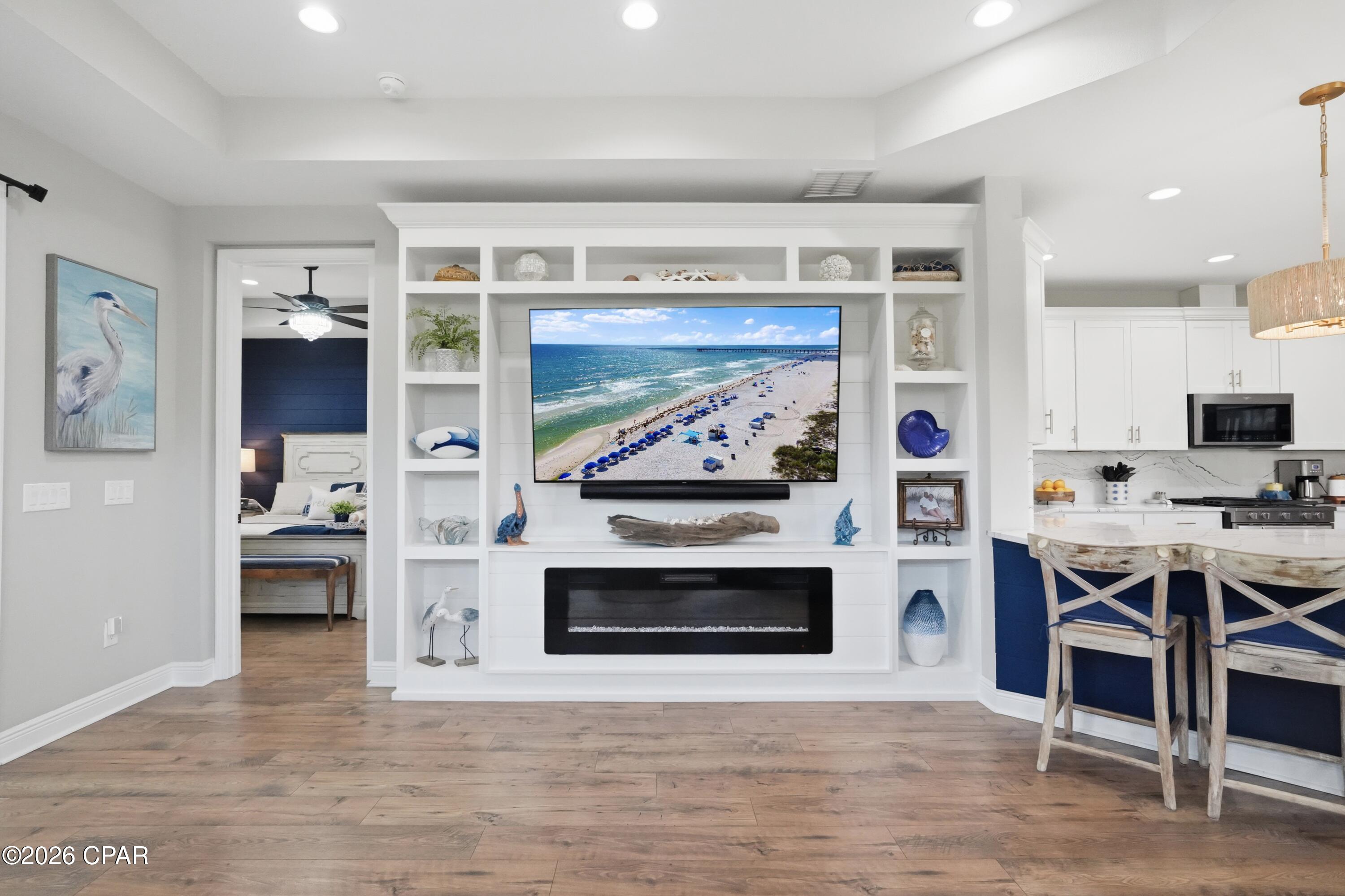 8401 Dockside Place, Panama City Beach, FL 32413 thumbnail, photo 17 of 100
