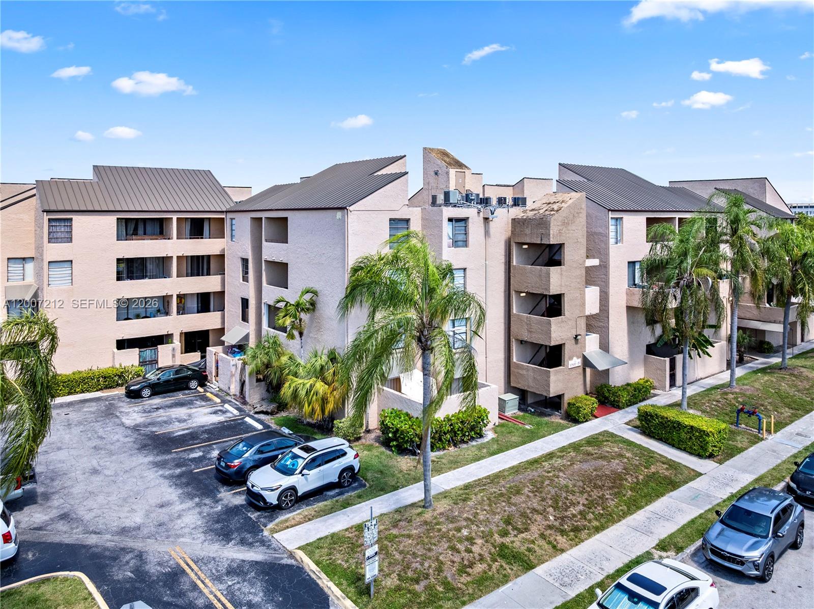 Homes for sale in Miami, FL | 10500 Sw 108th Ave #B211, Miami, FL 33176 | MLS# A12007212