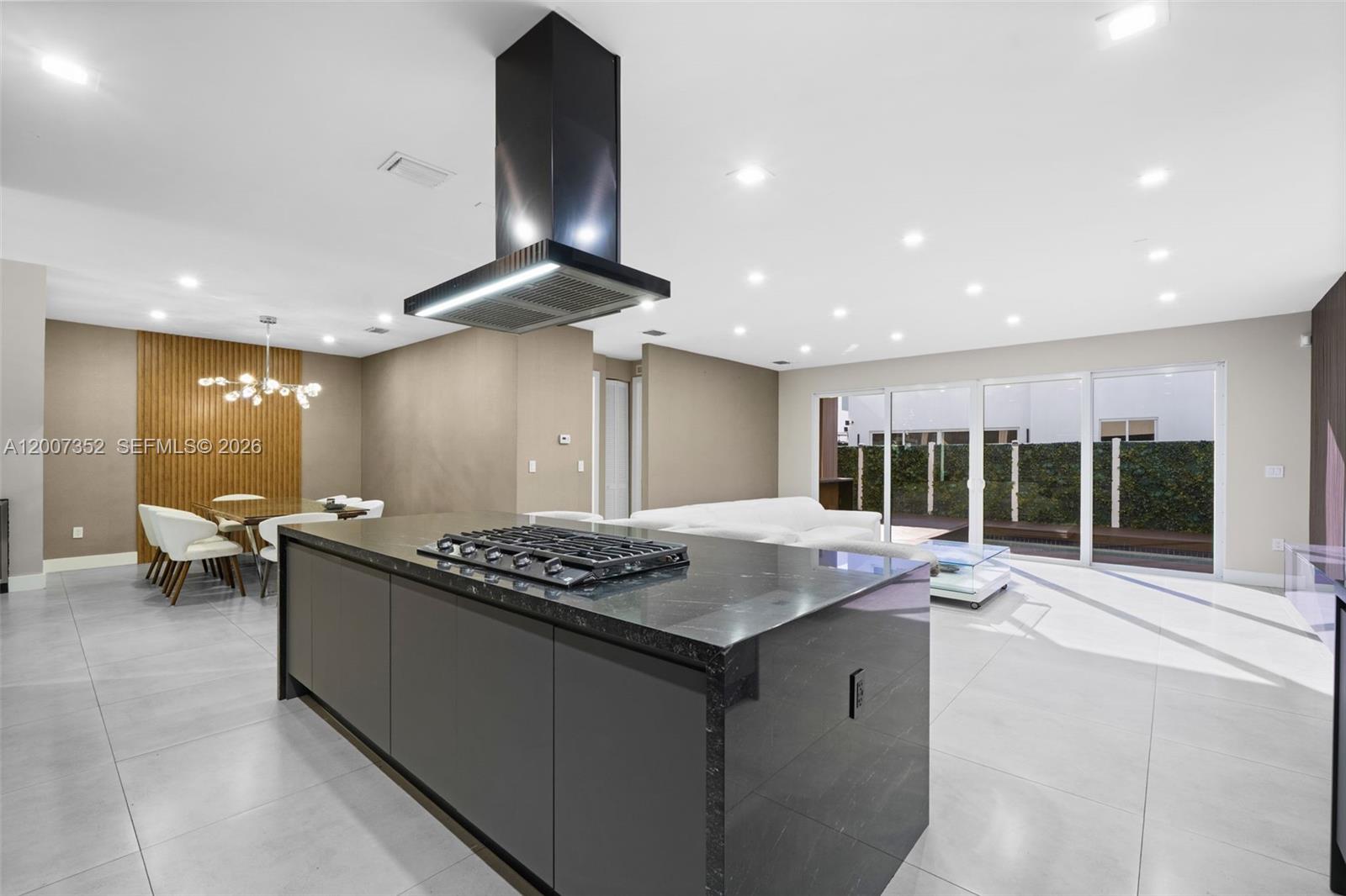 Property photo # 2