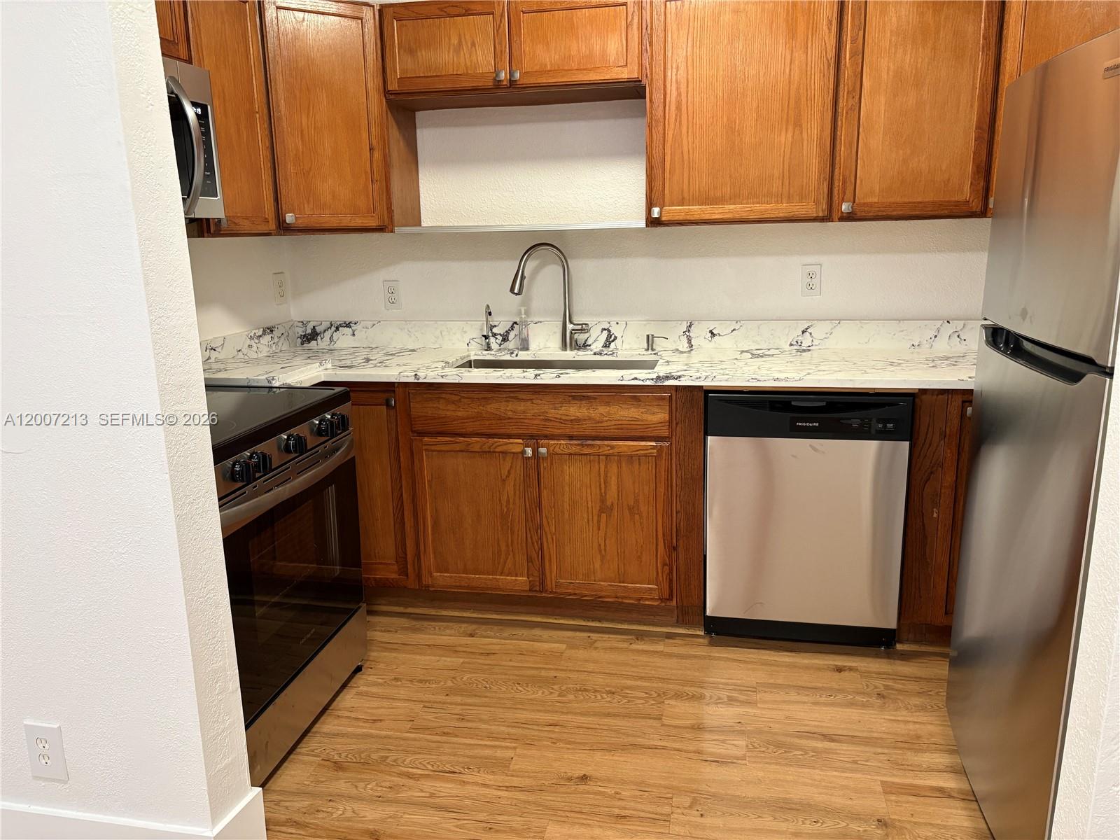 Property photo # 9