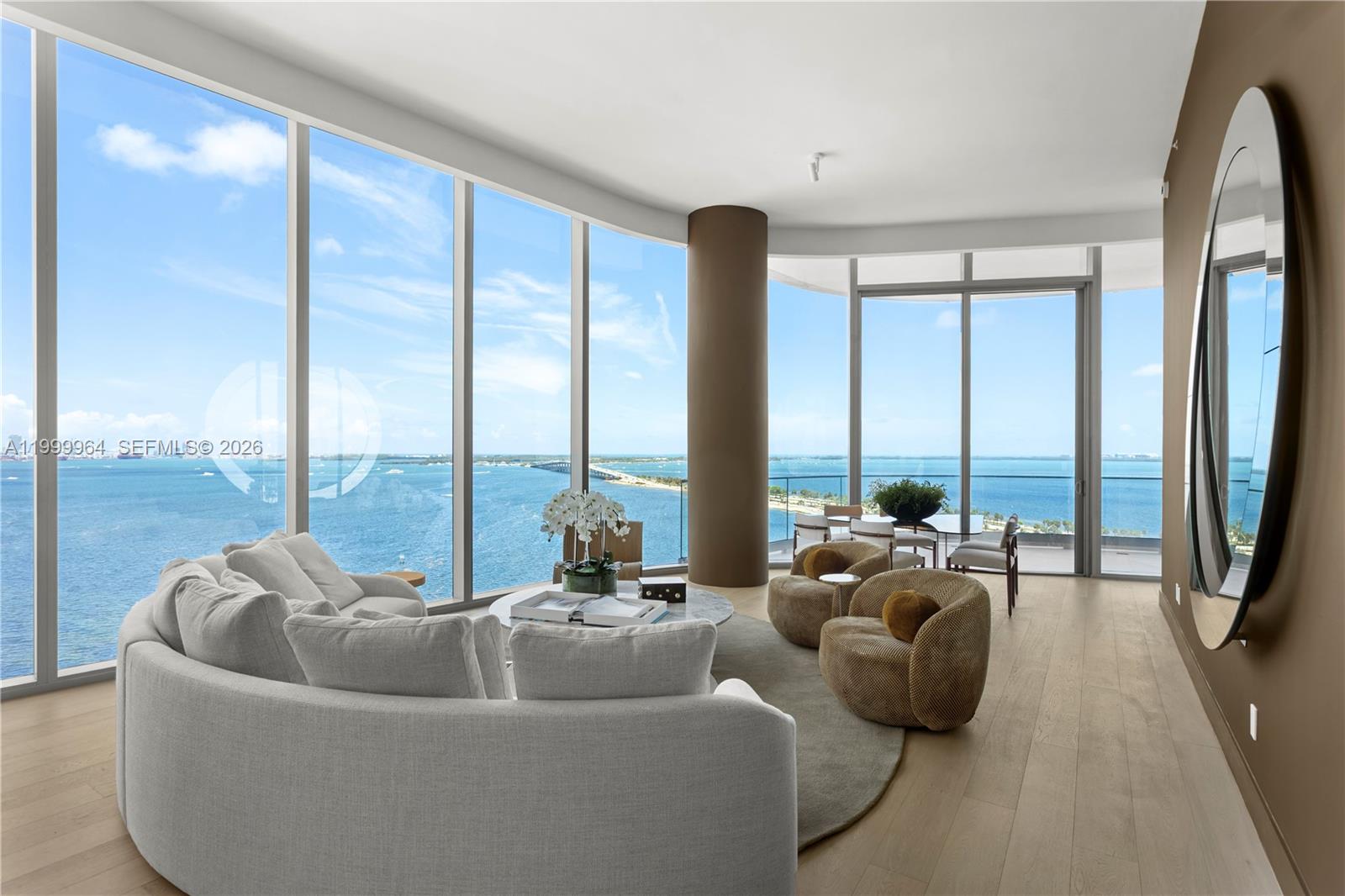 Una Residences