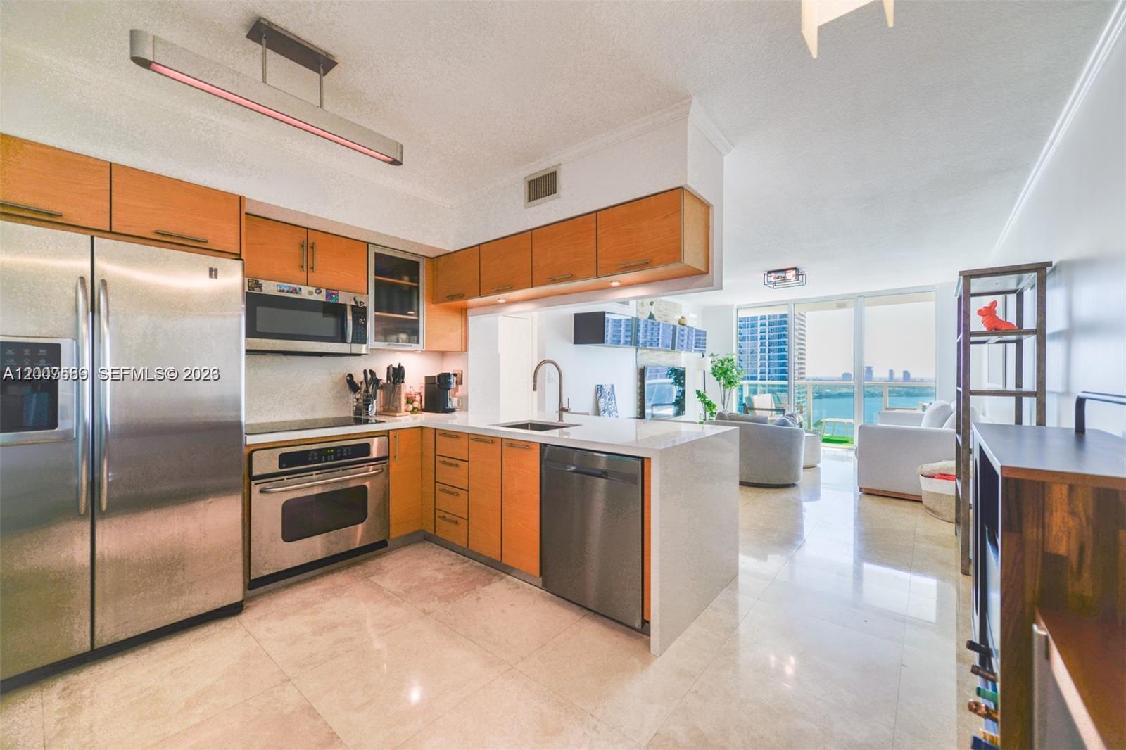 Condo for Rent in Miami, FL