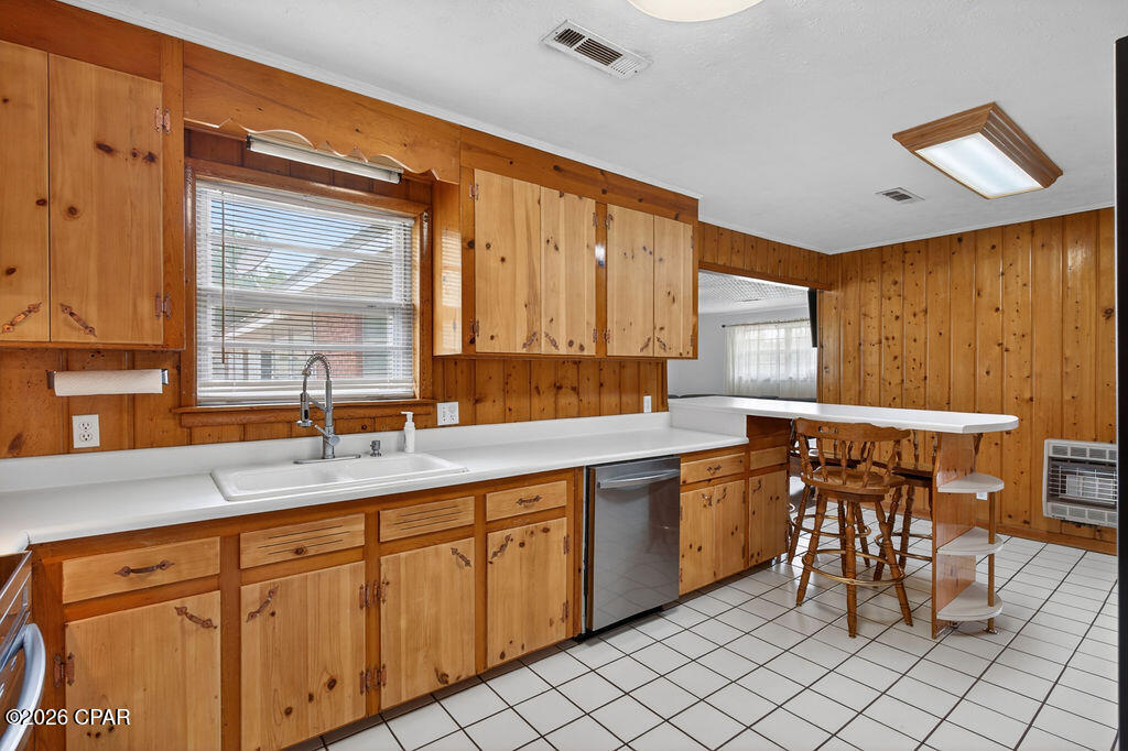 Image 10 For 4927 Anderson Road