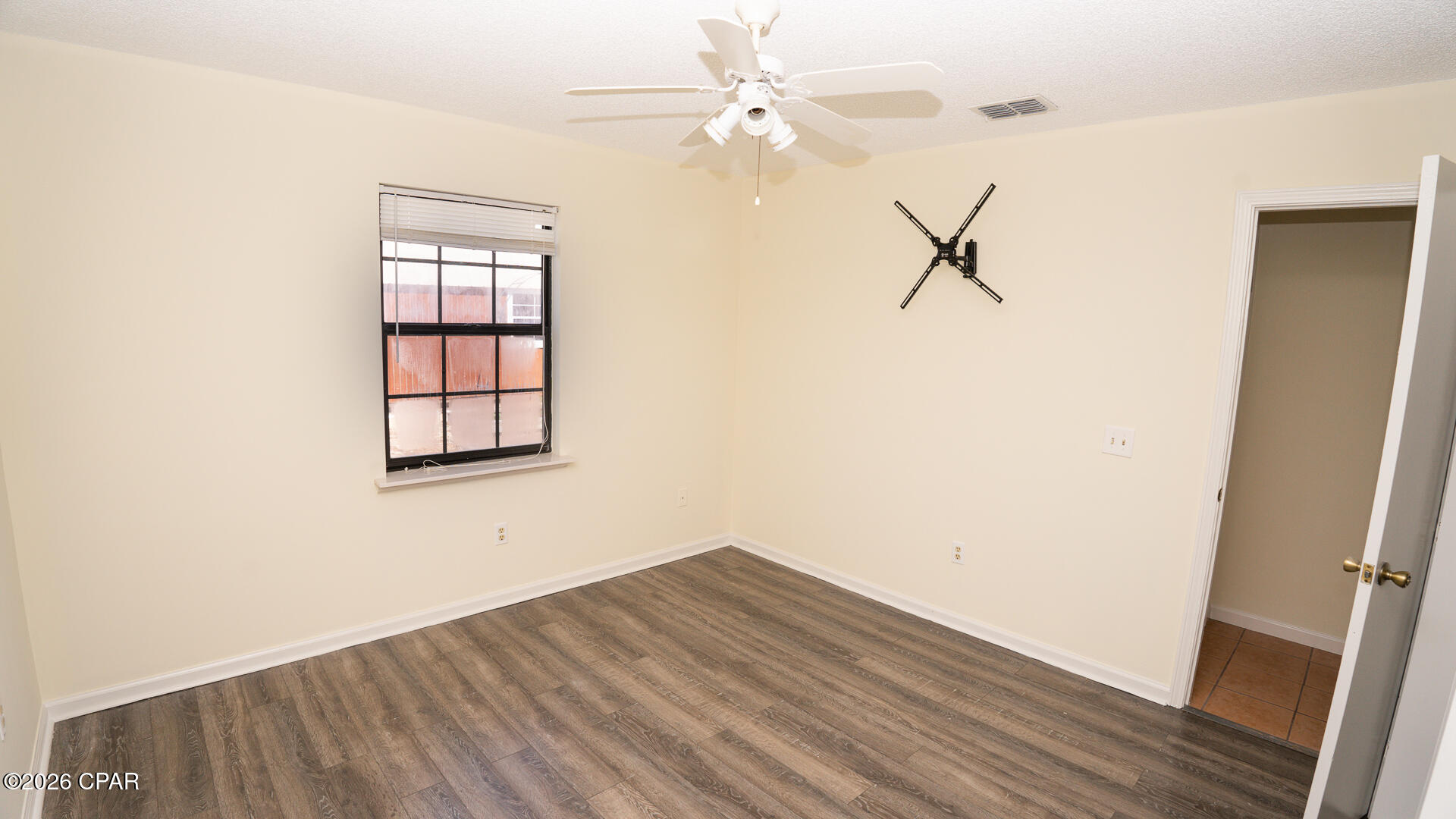 Image 23 For 115 Oak Ridge Place