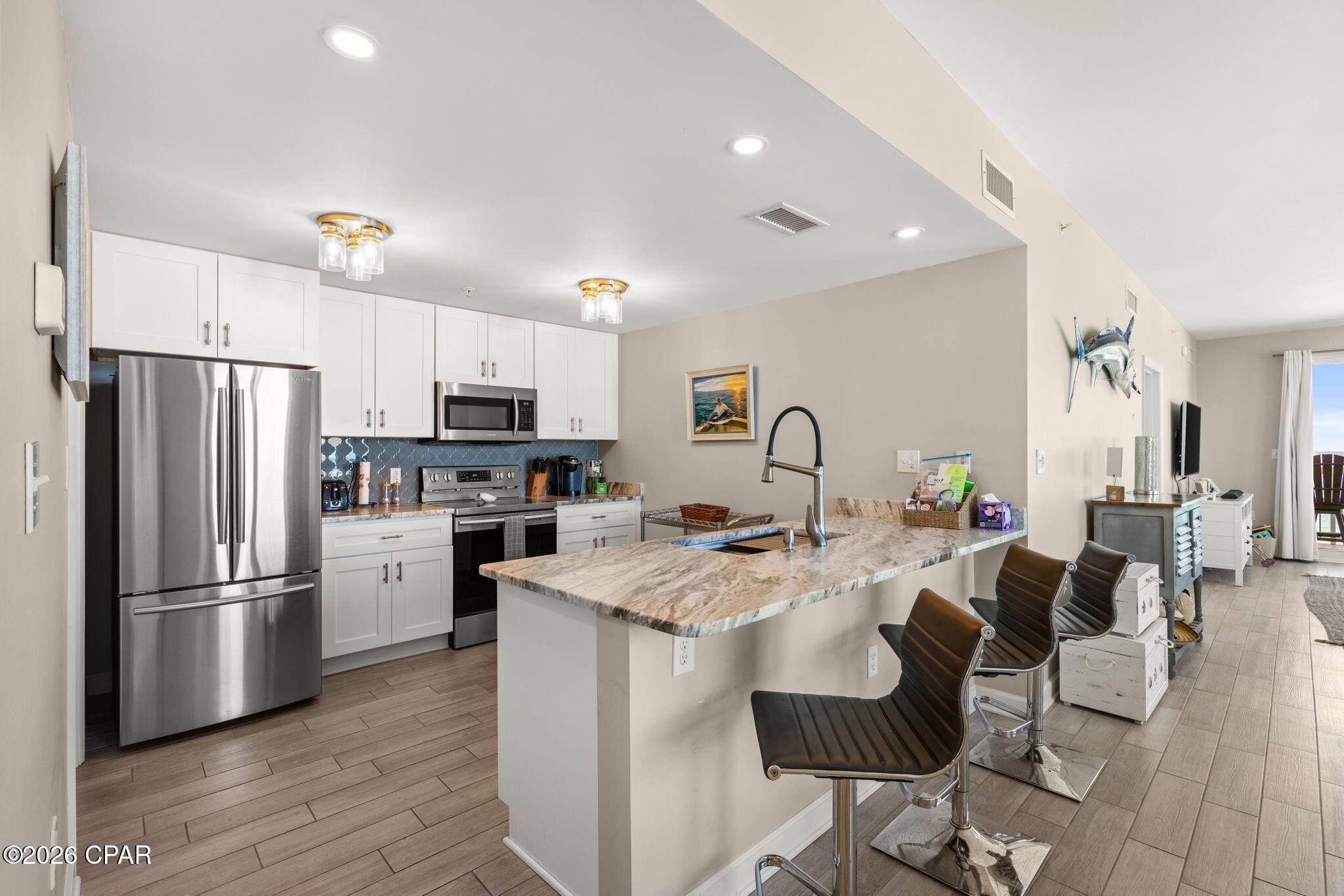 Image 4 For 5115 Gulf Drive 409