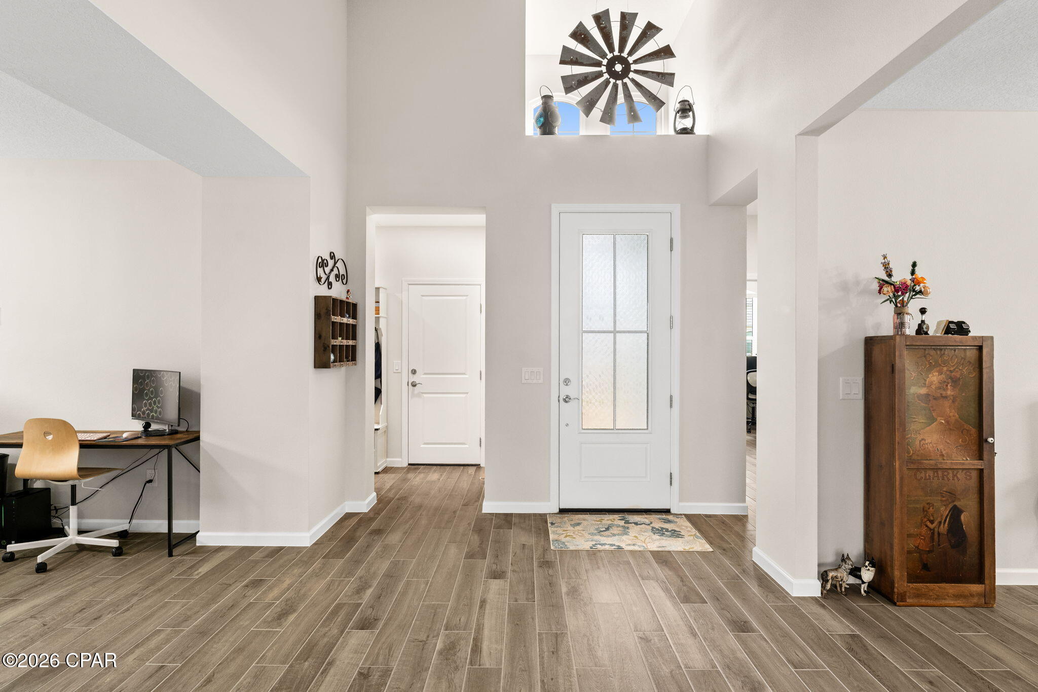 Image 4 For 9546 Paradise Drive