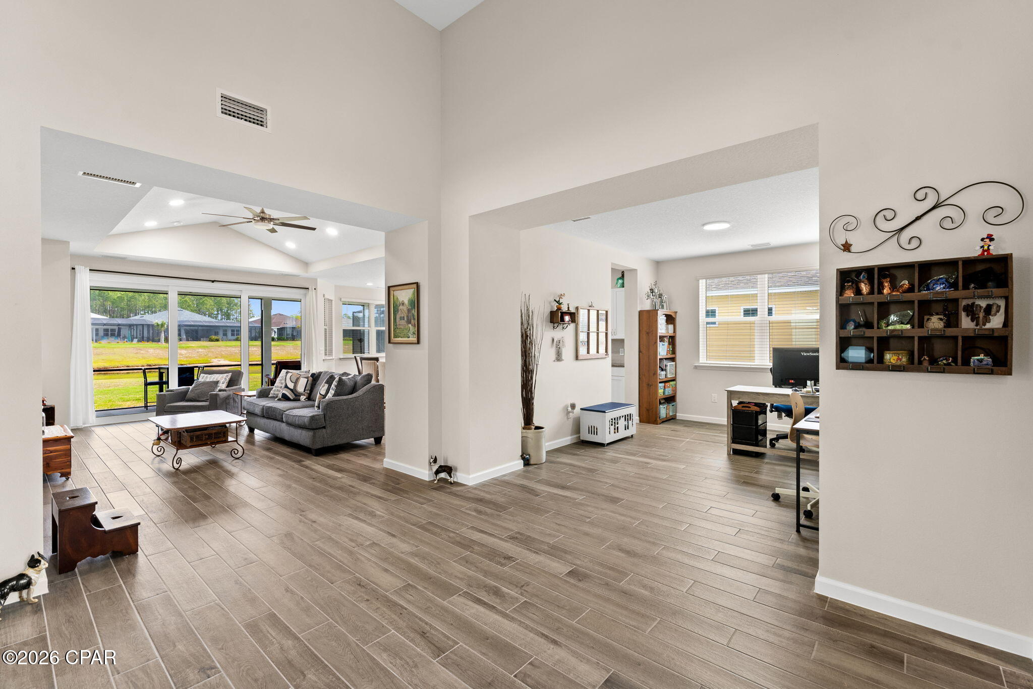 Image 5 For 9546 Paradise Drive