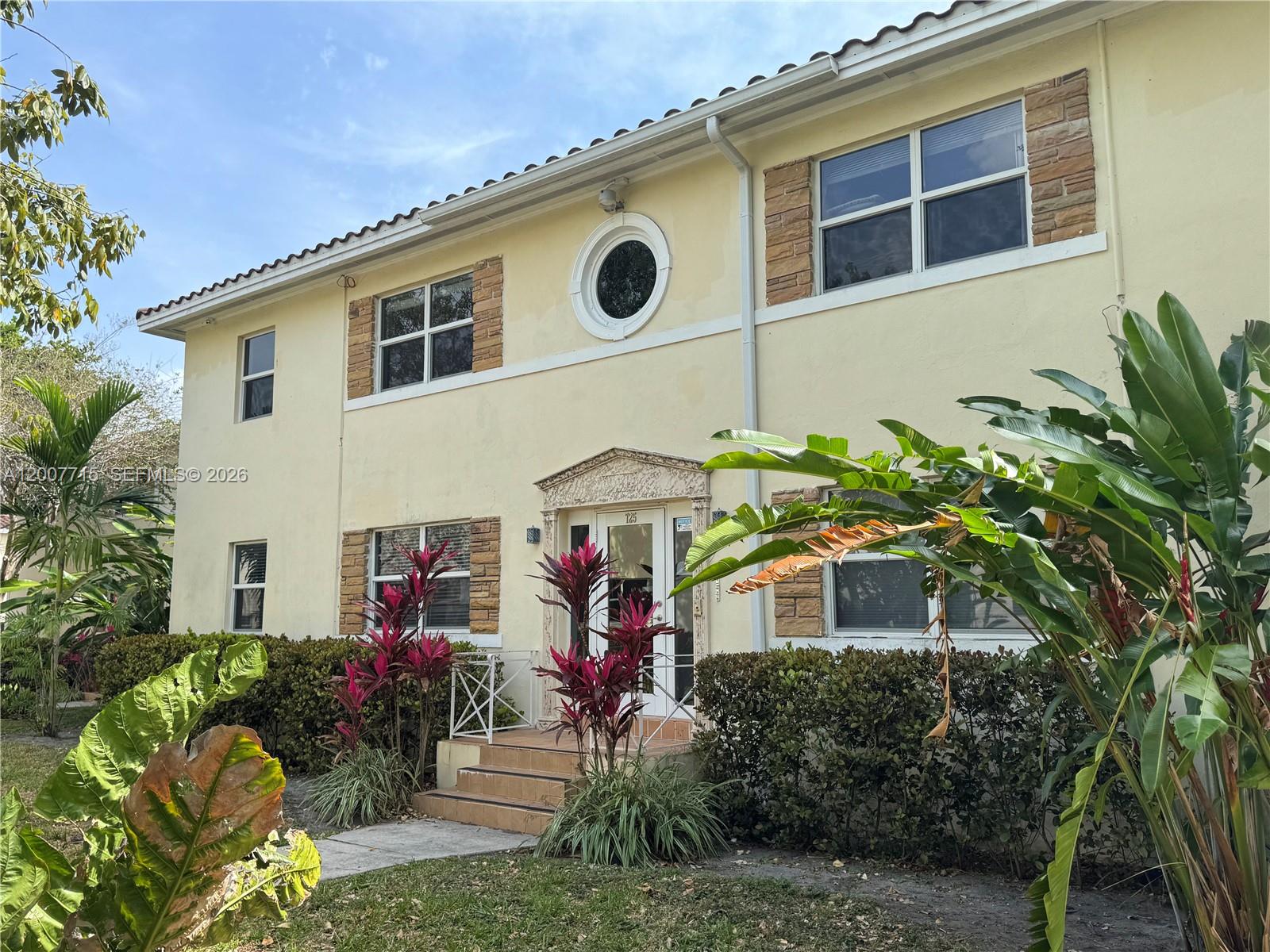 Shores Plaza East Condo