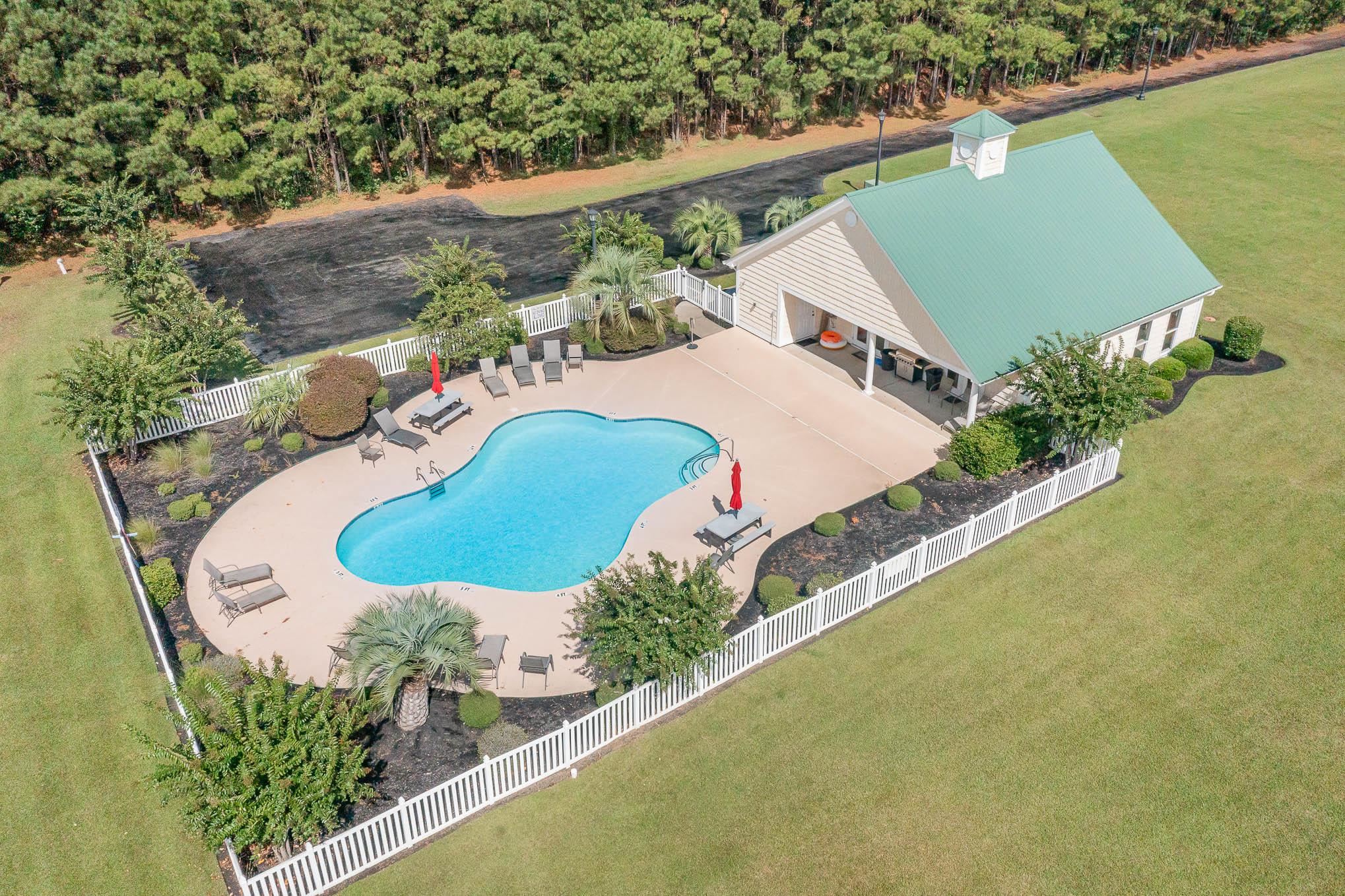 Photo 5 of Single family home for sale at 221 Wahee Pl, Conway, SC 29527 | MLS# 2610747 | Listing updated on 2026-09-02