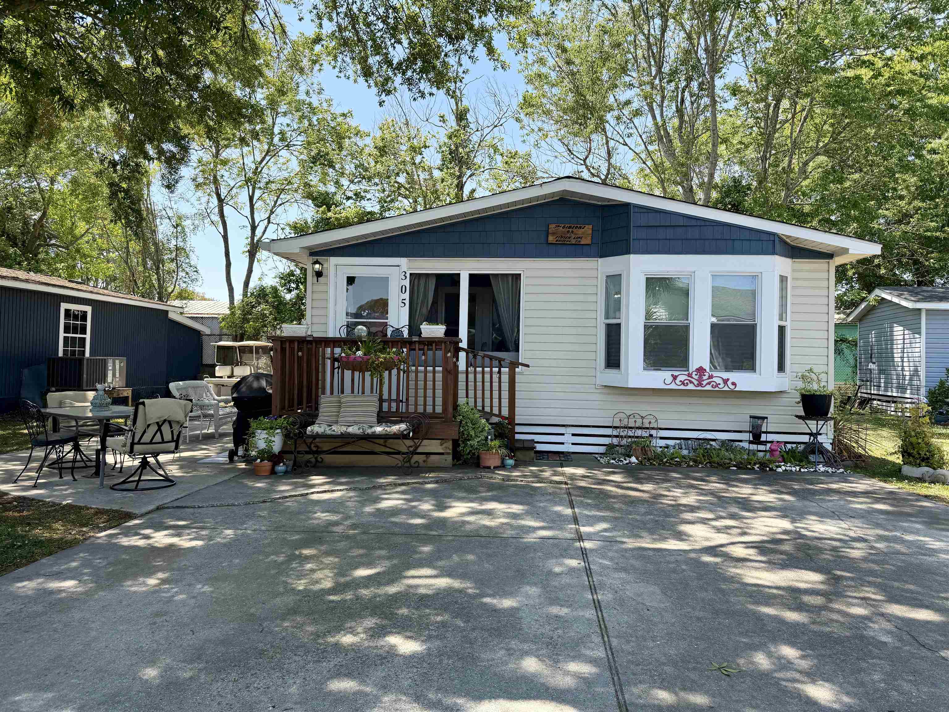 305 Sanddollar Dr. Surfside Beach, SC 29575