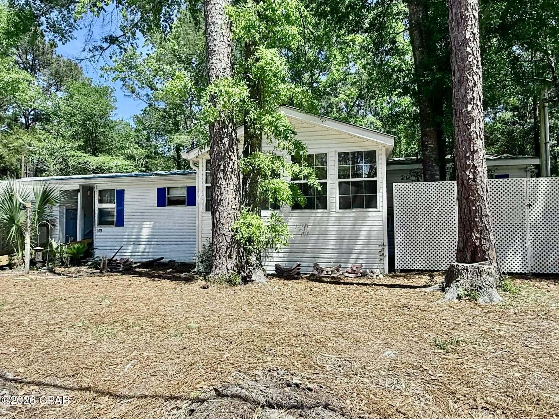 Details for 611 Alaqua Drive, Freeport, FL 32439