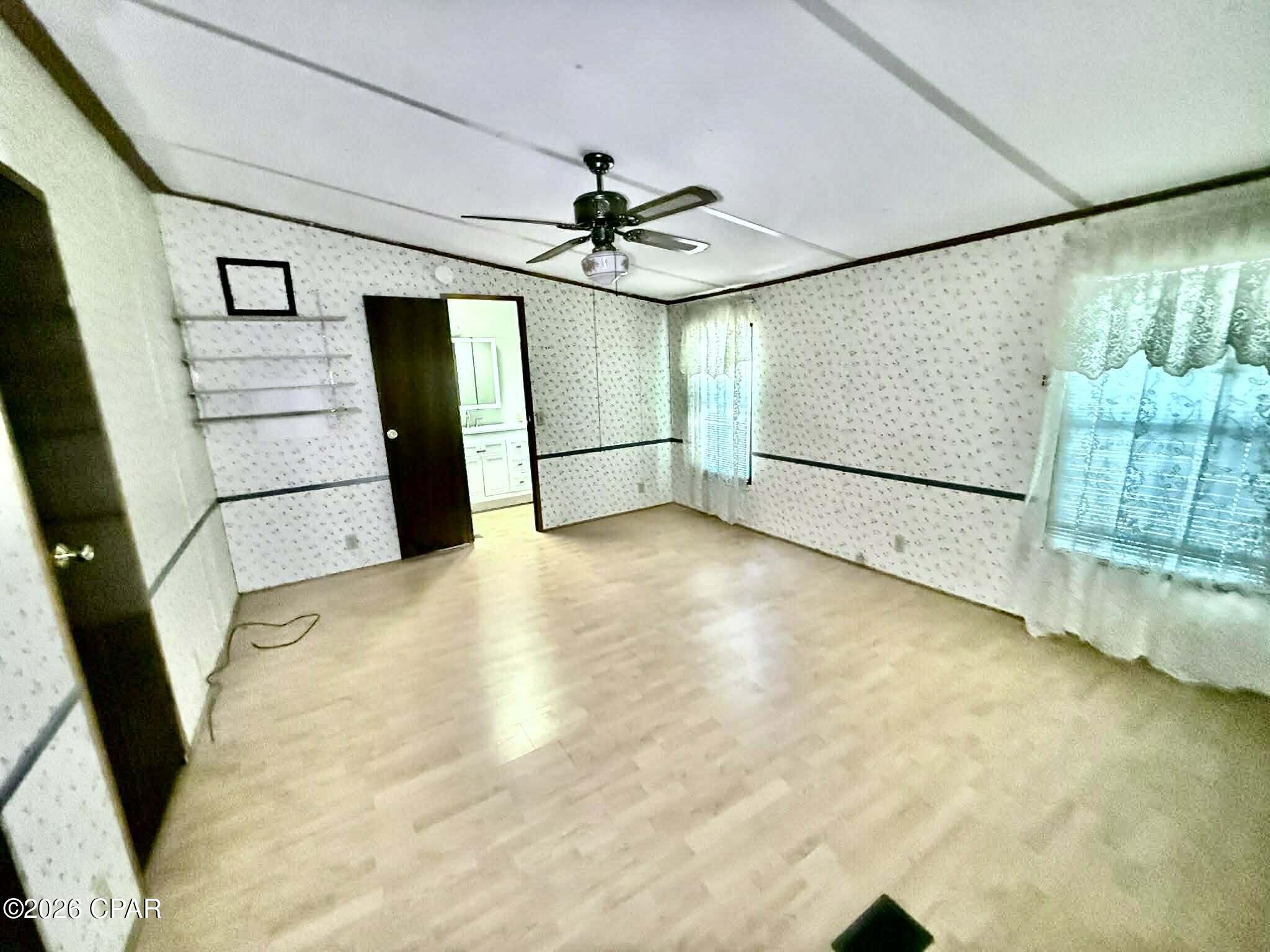 Image 11 For 611 Alaqua Drive