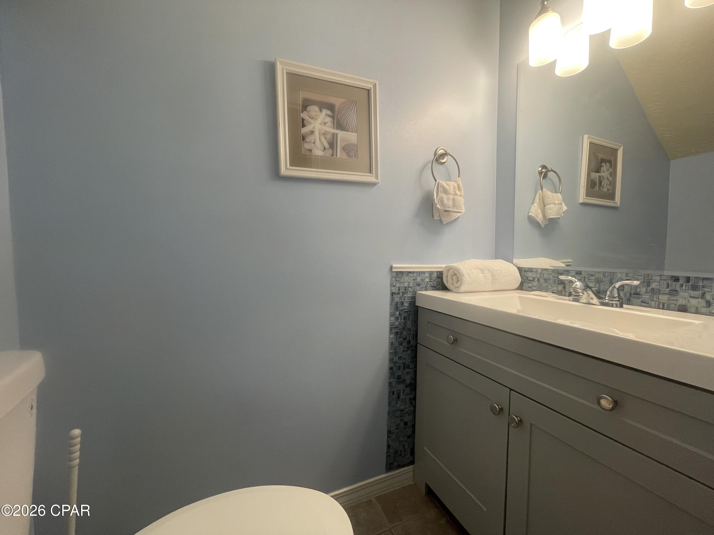 Image 12 For 8015 Beach Drive