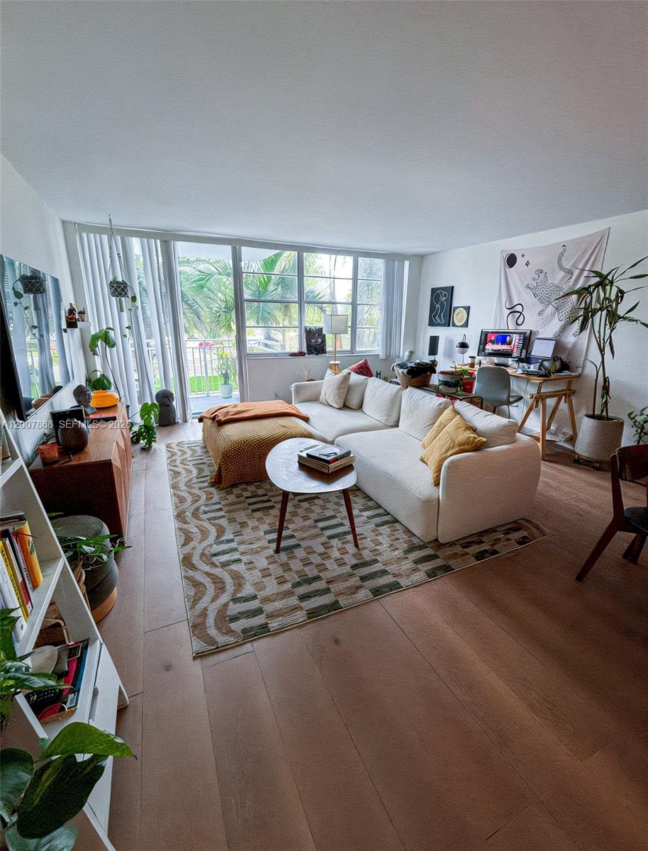 Bayview Towers Condo Sout