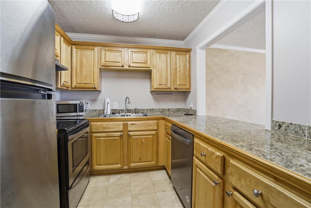 Homes for sale in Baton Rouge, LA | 4735 Government St #215, Baton Rouge, LA 70806 | MLS# 2546119