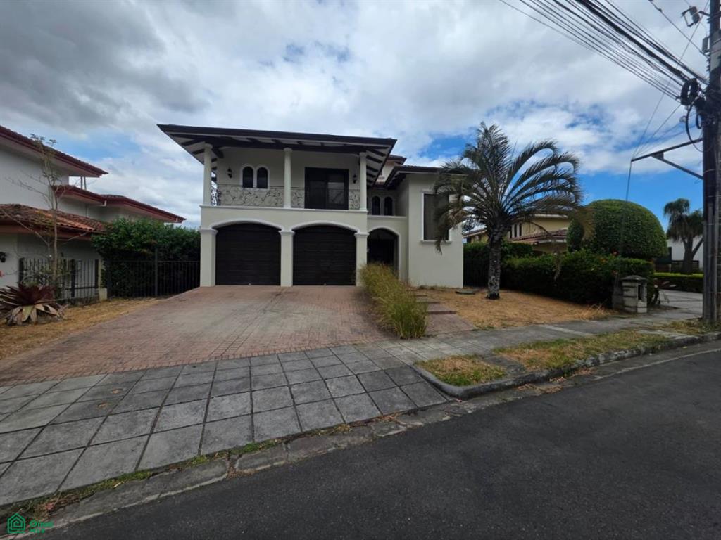 4 bed Single Family Homes For Rent in Santa Ana, San Jose - 1