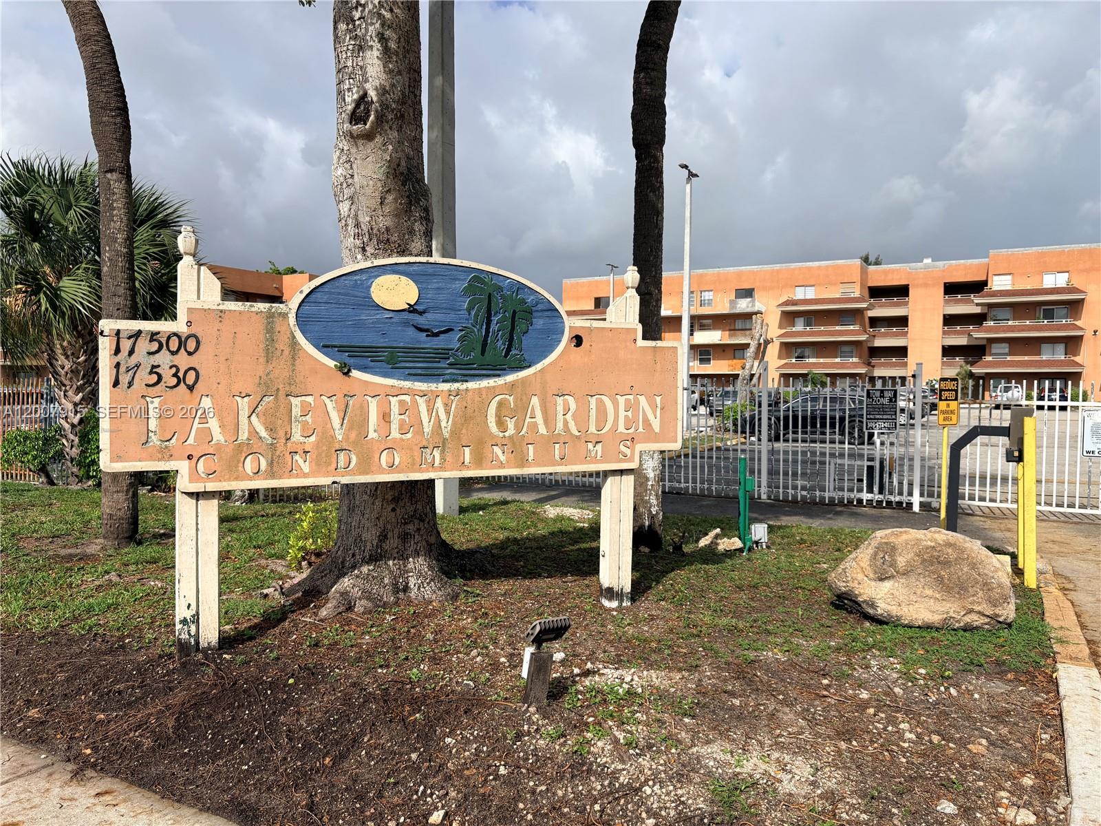 Lakeview Gardens At Miami