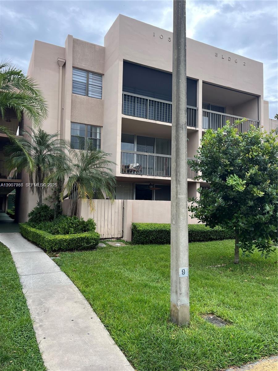 Garden Of Kendall Condo N