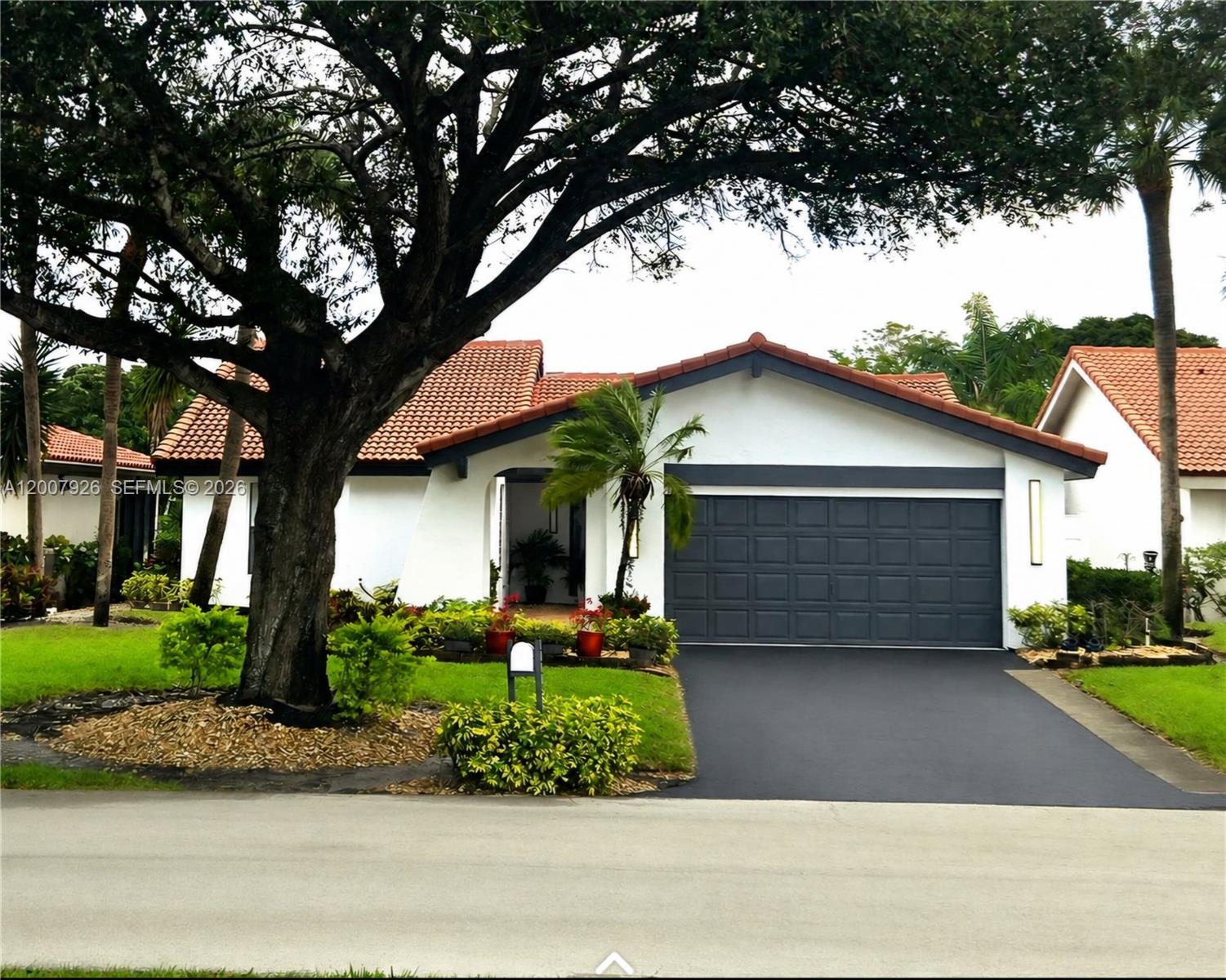 Villas Of Green Glen Ii-B