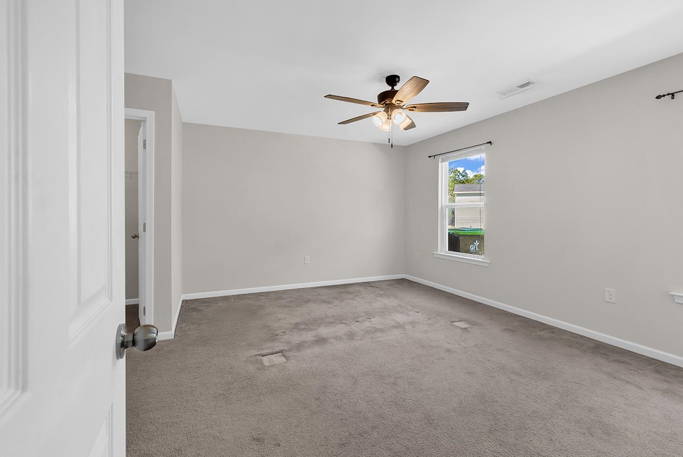 2241 Deerfield Ave.